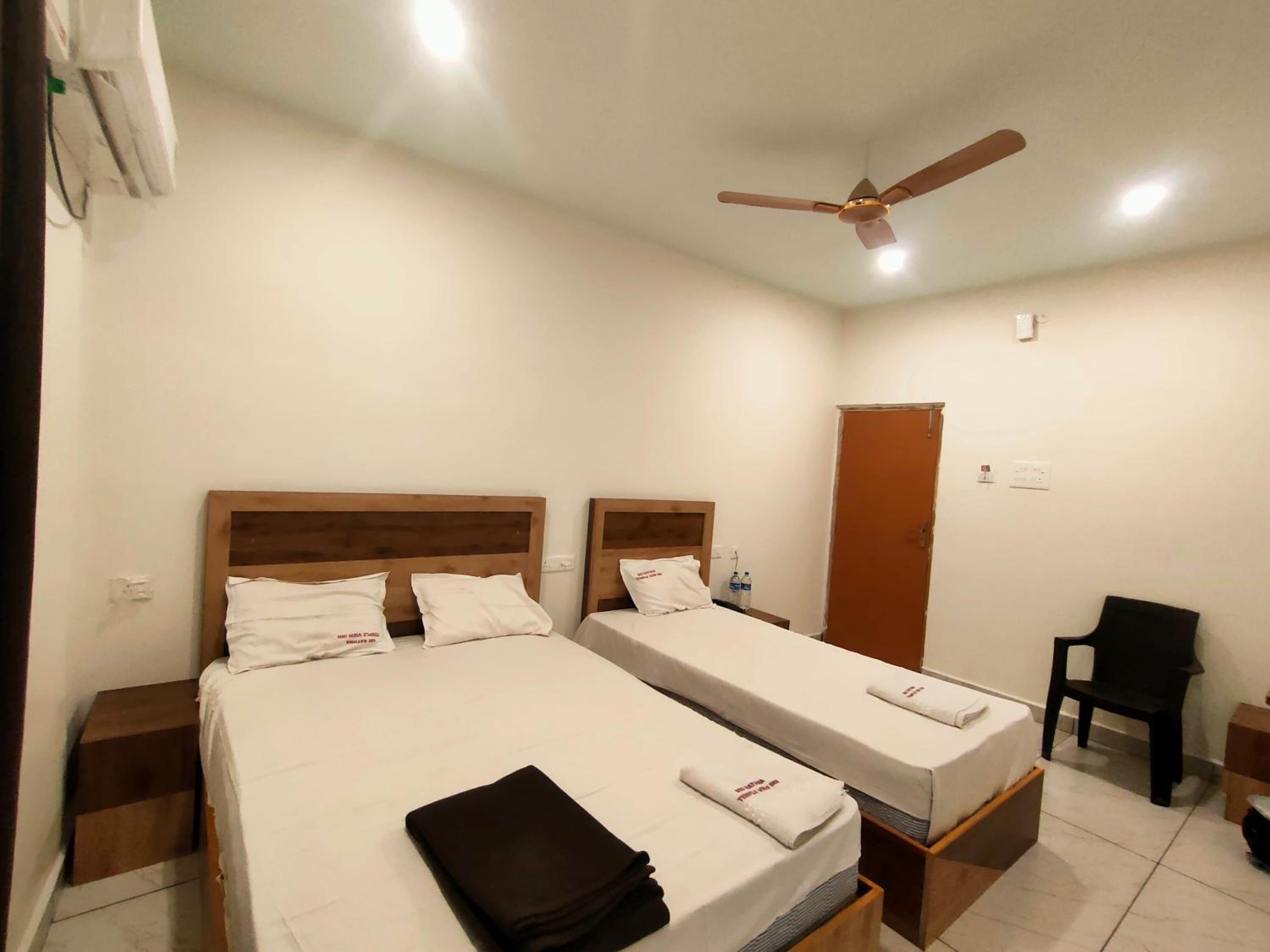 Deluxe Triple Room - Photo 2