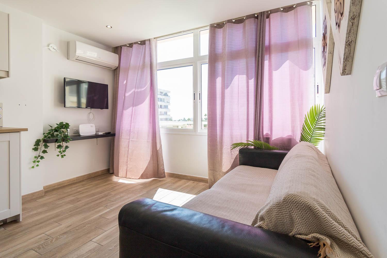 Apartamento con vista a la piscina