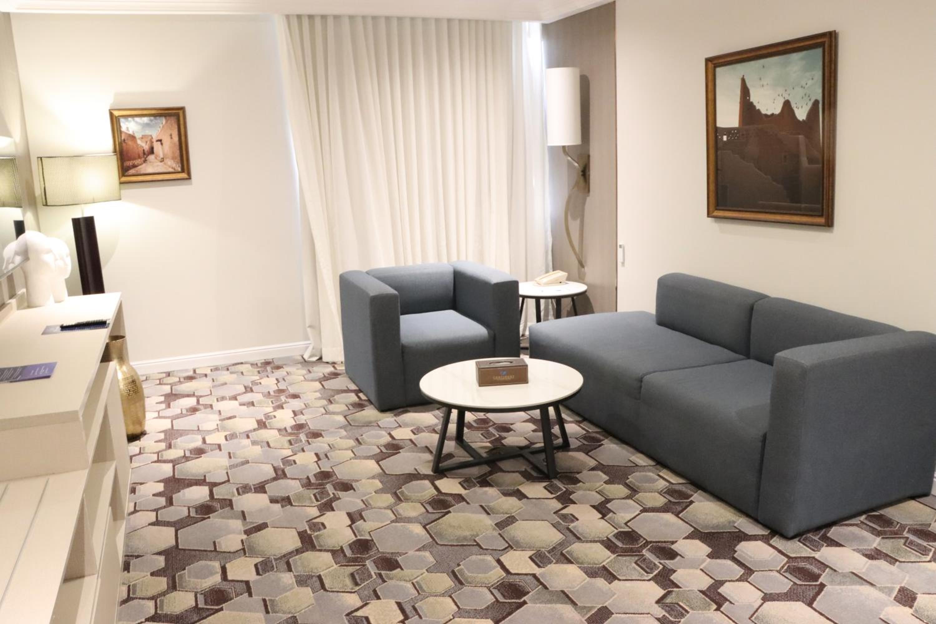 Executive Suite photo 3