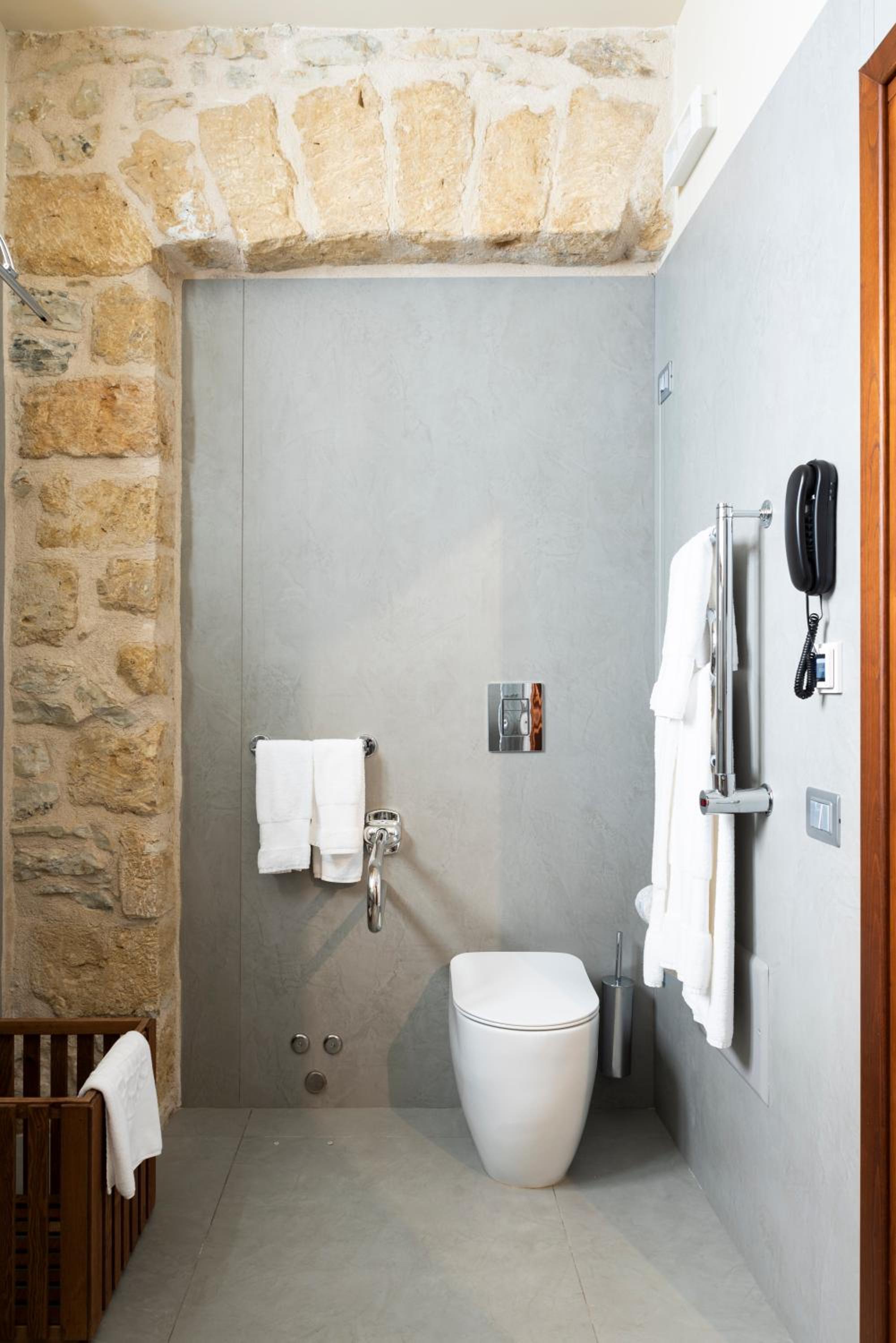Suite - Photo 4