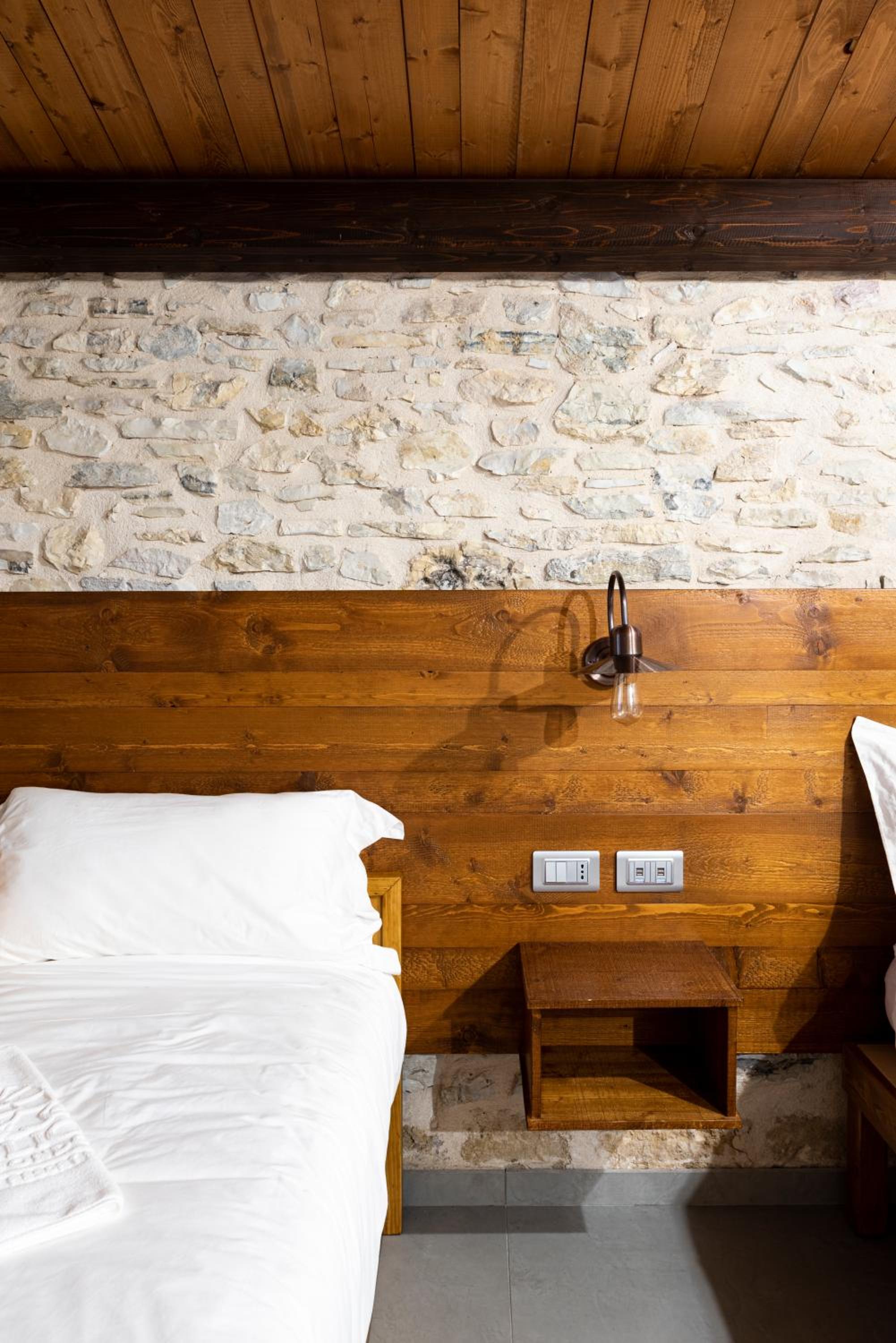 Family Suite - Photo 7