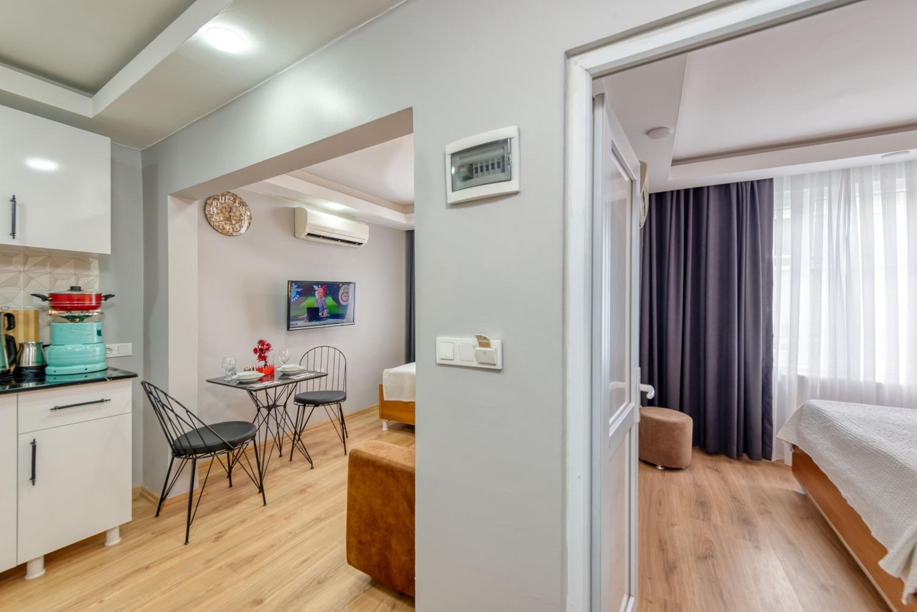 Two-Bedroom Apartment photo 2