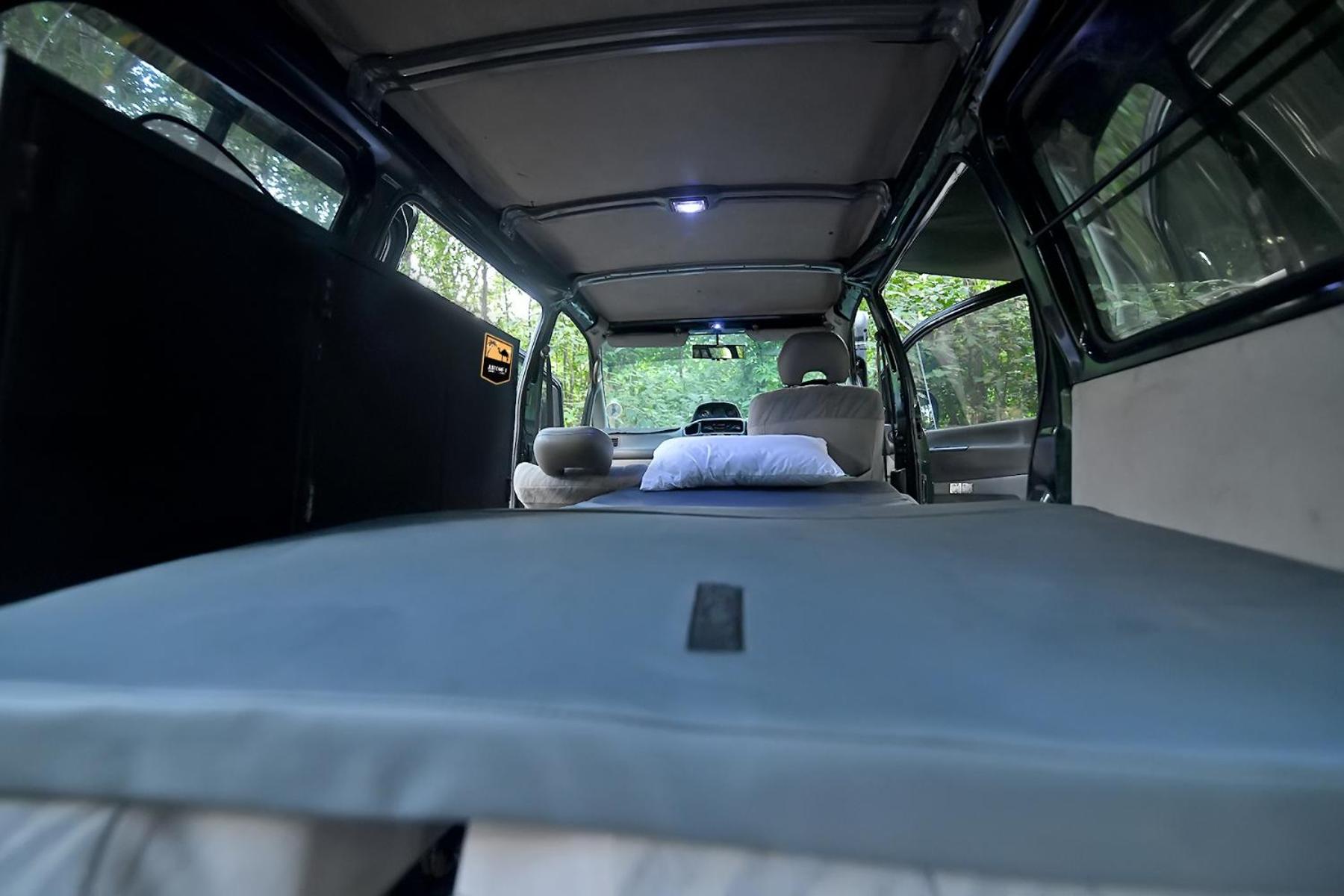 Caravan photo 2