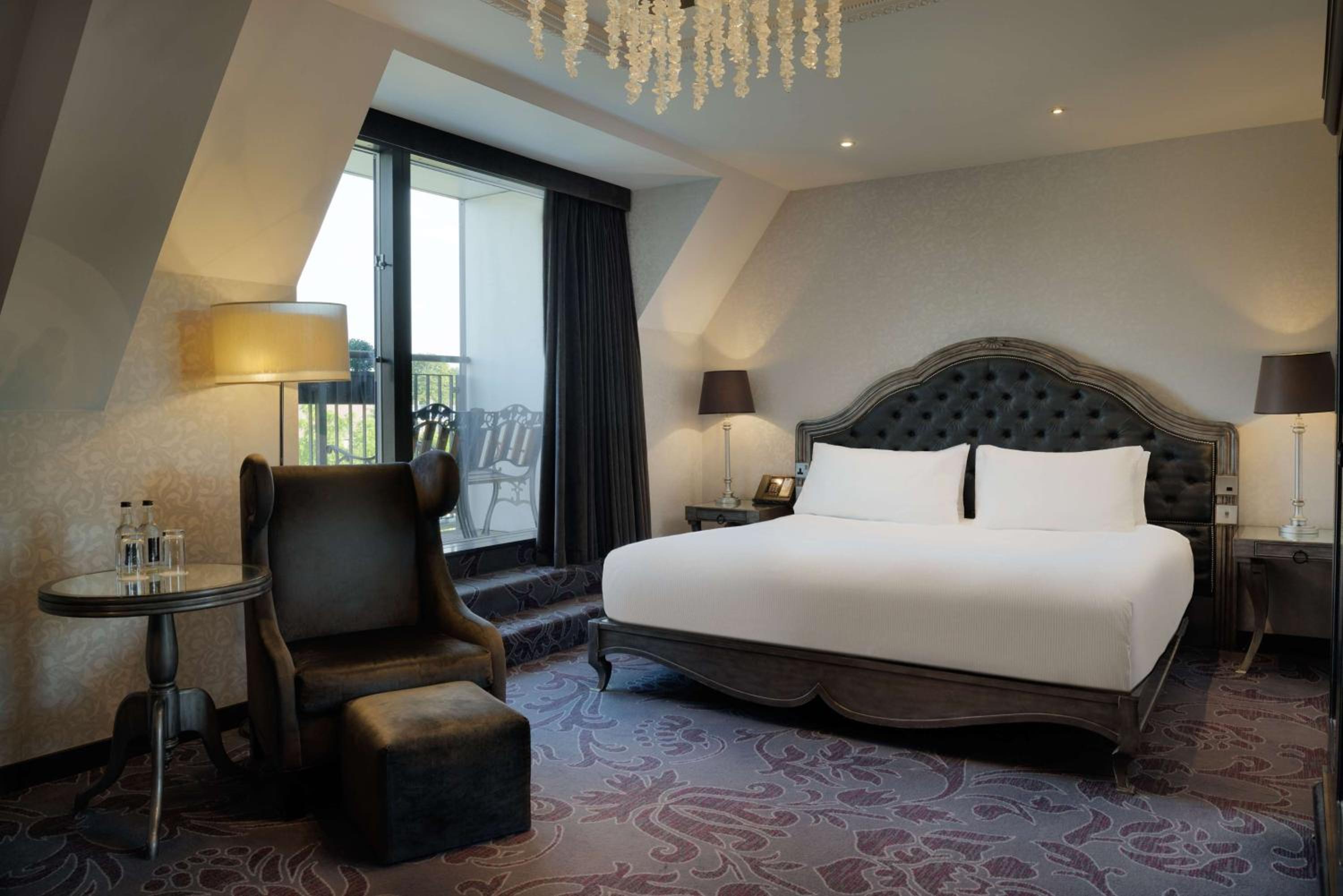 Deluxe King Room - Photo 1