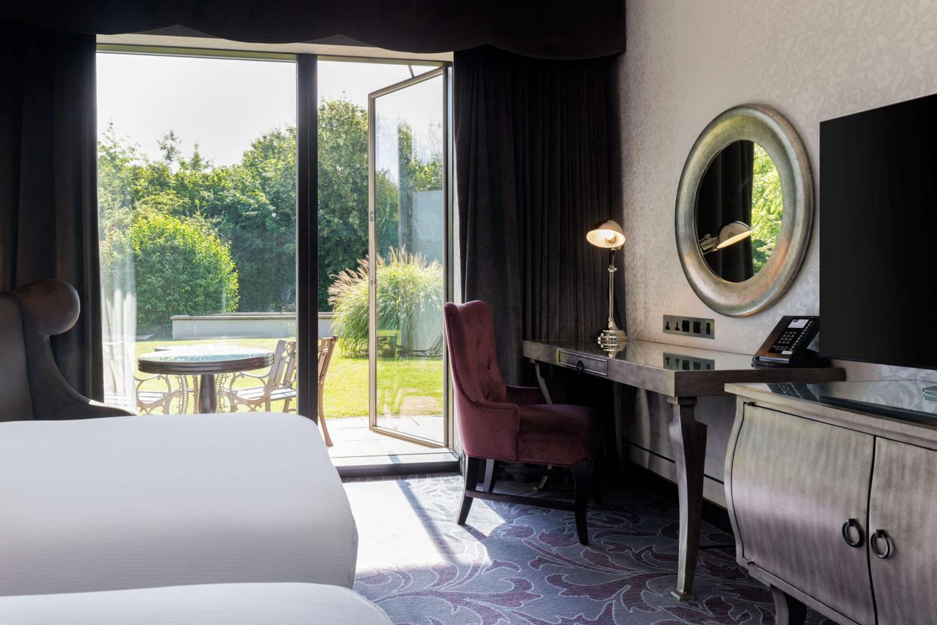 Deluxe Twin Room - Photo 3