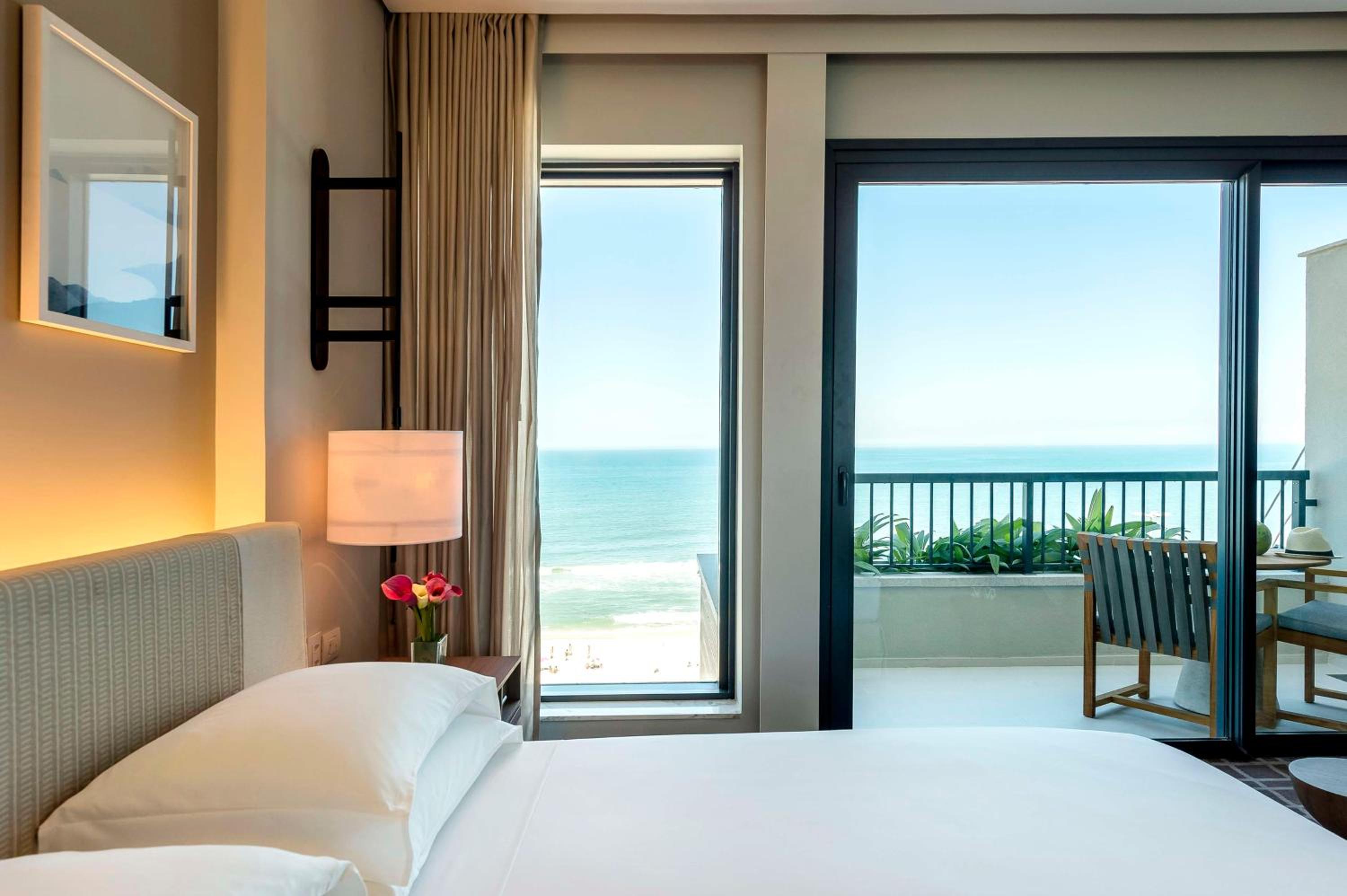 Suite - Oceanfront thumbnail 5