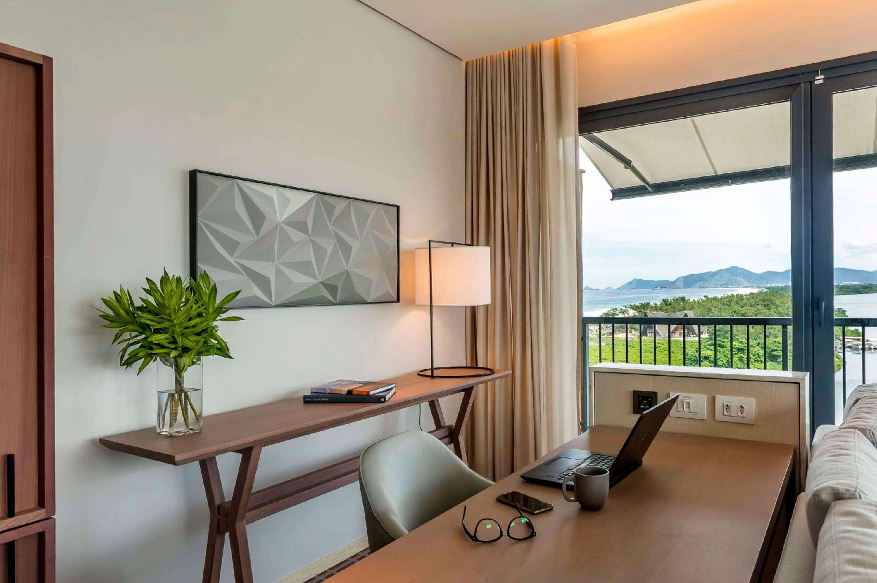 Ocean Lagoon Suite