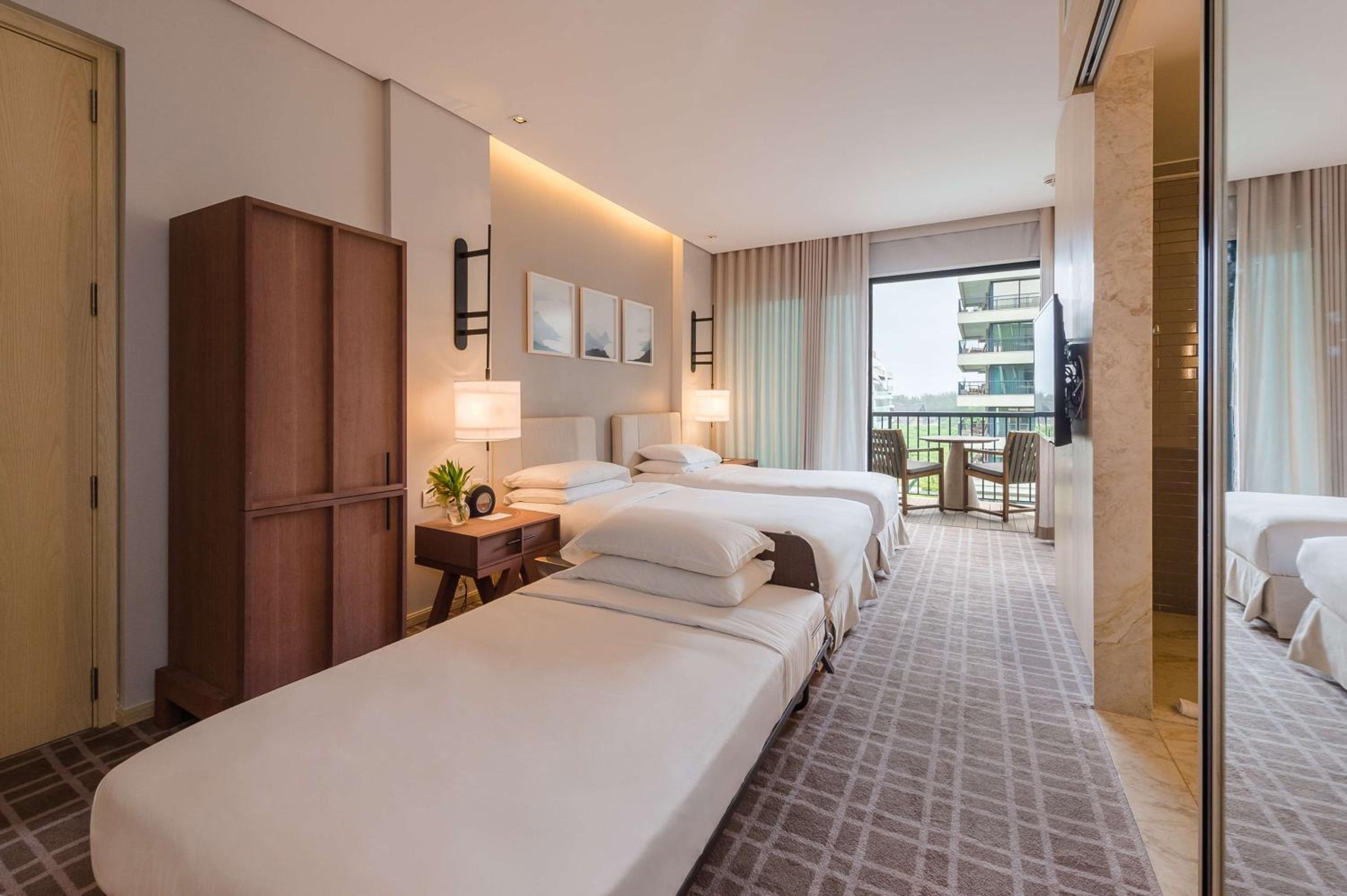 Twin Room with Accessible Shower - Disability Access