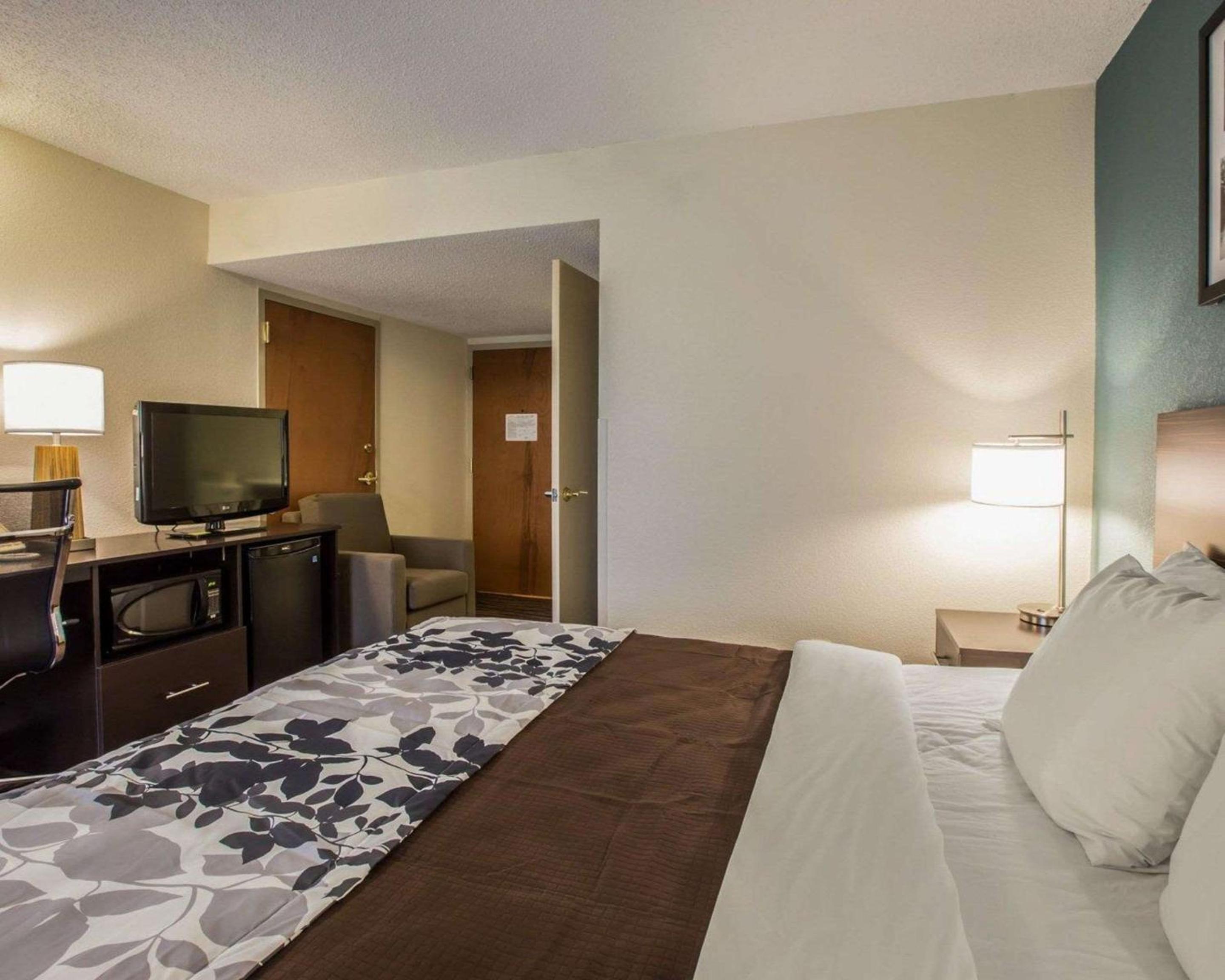 King Room - Disability Access/Non-Smoking - Photo 2