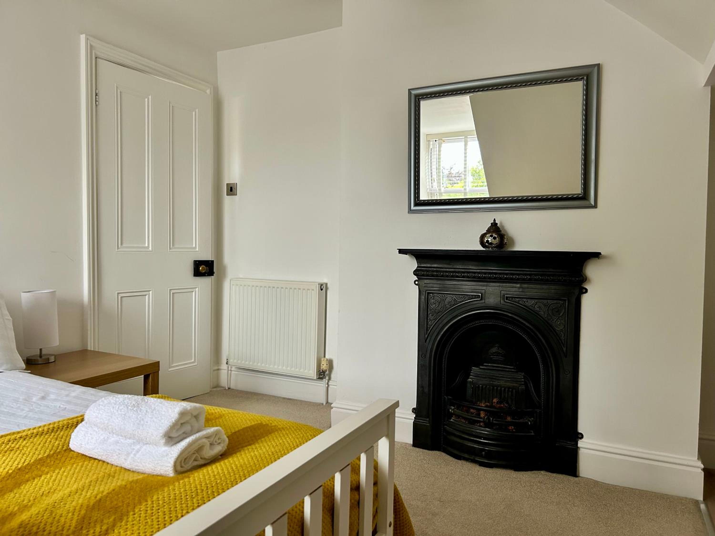 Three-Bedroom Apartment photo 1