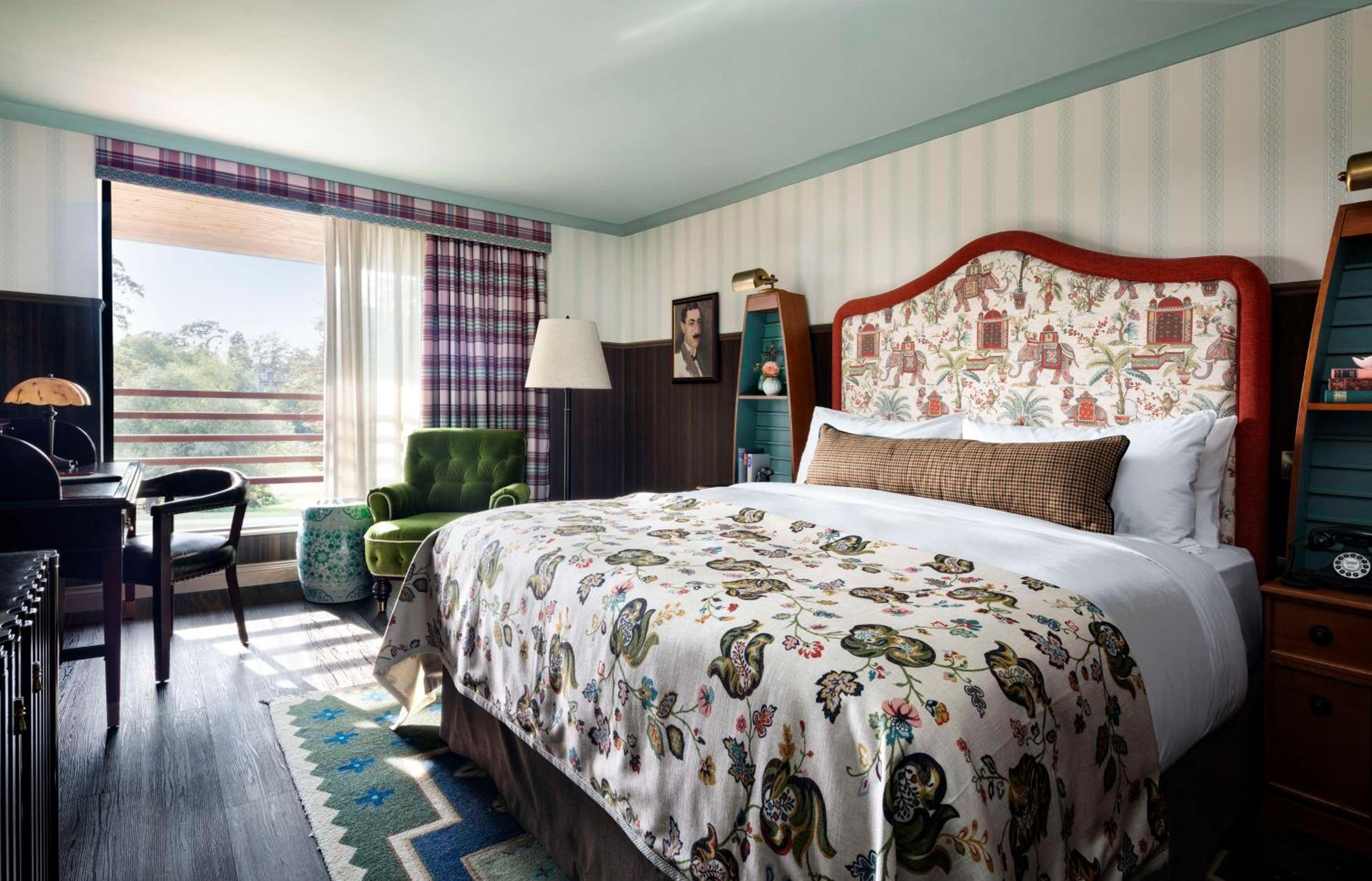 Graduate King Room with River View - Photo 5