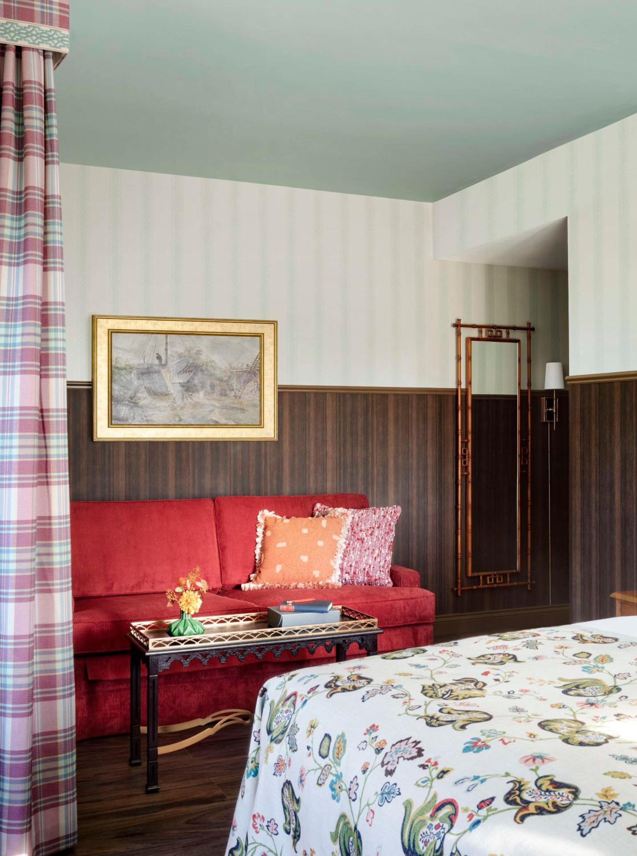 Graduate Premium King Room - Photo 4