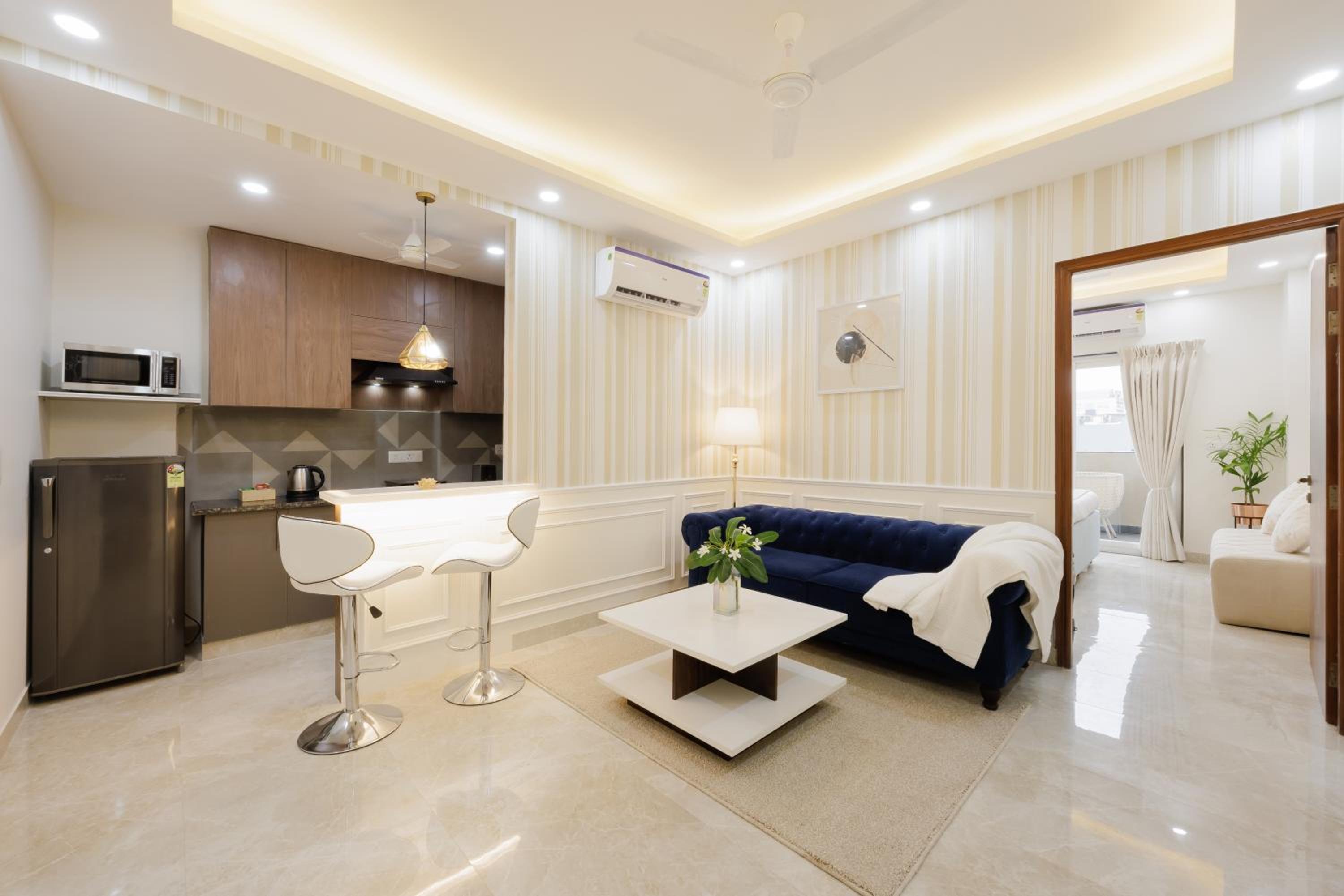 Superior One-Bedroom Apartment with Balcony