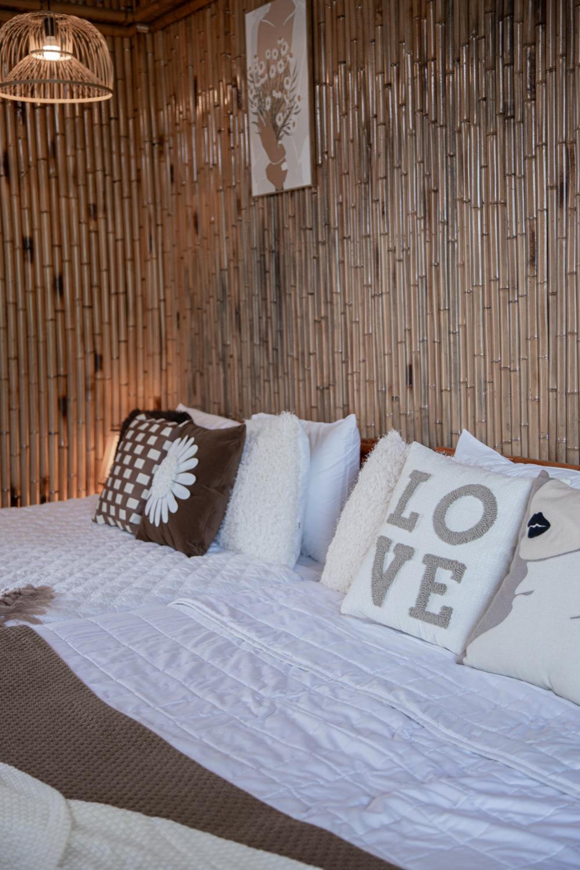 Family Room - Photo 21