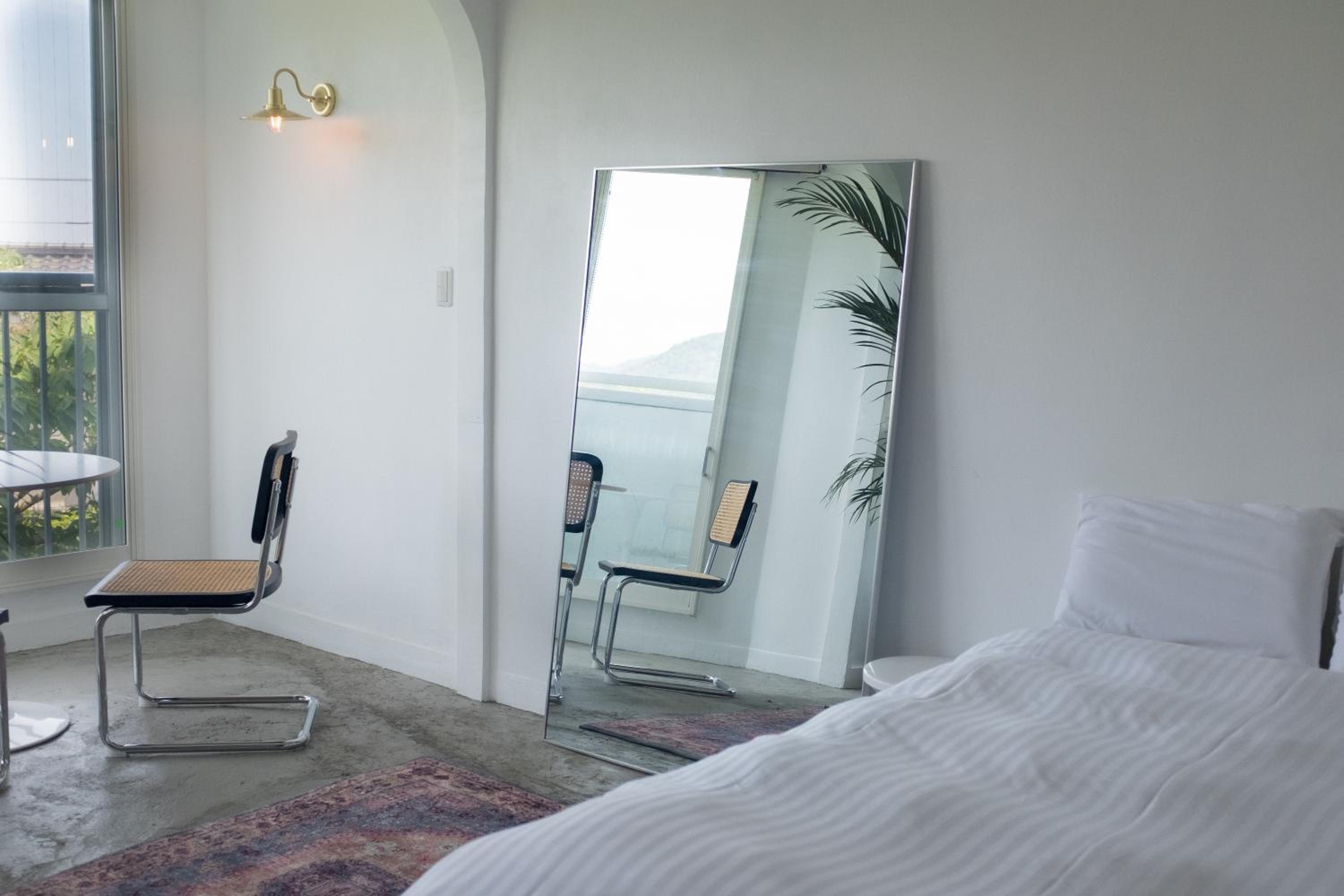 Double Room With Shared Bathroom photo 2