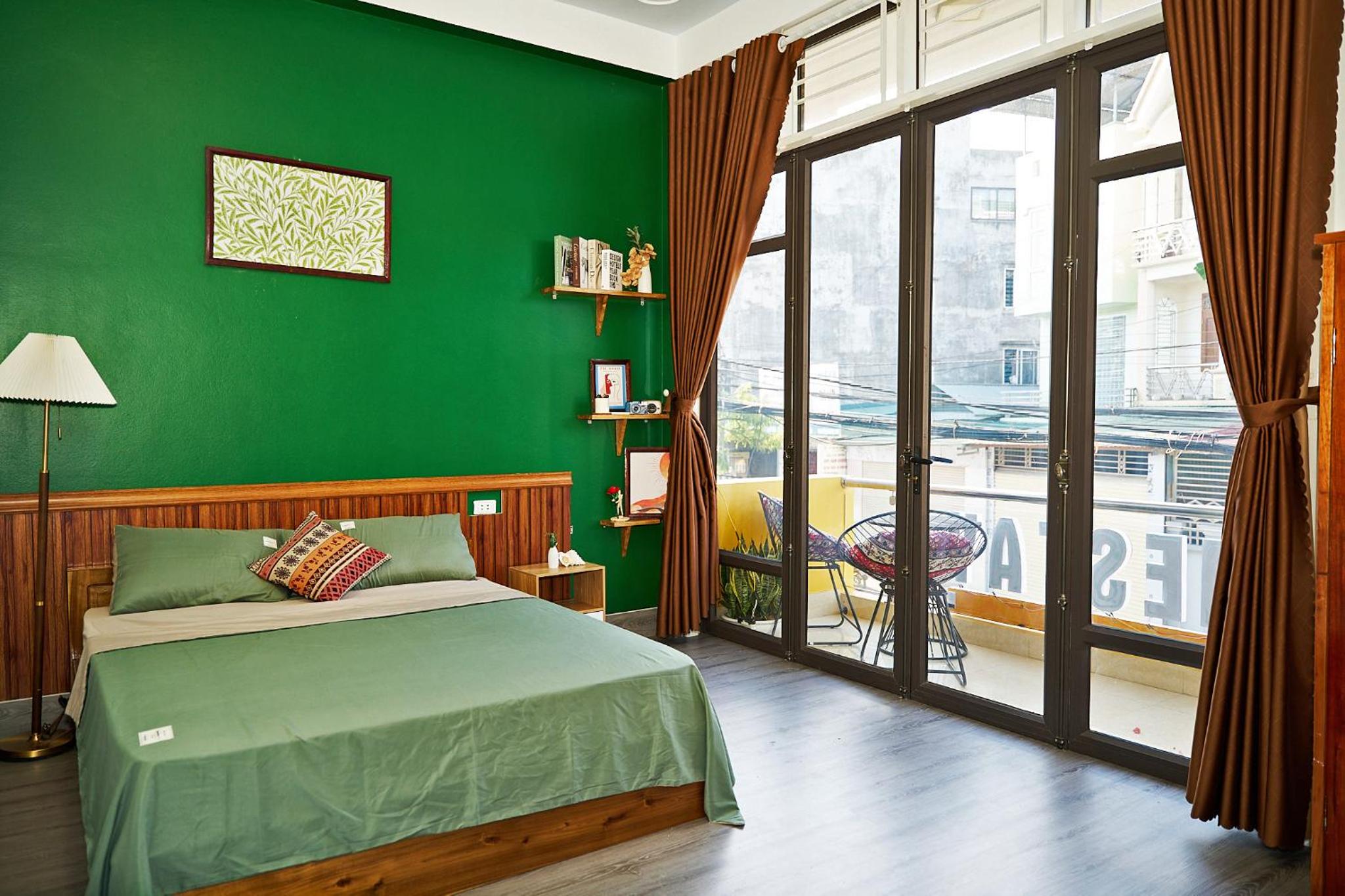 Queen Room with Balcony