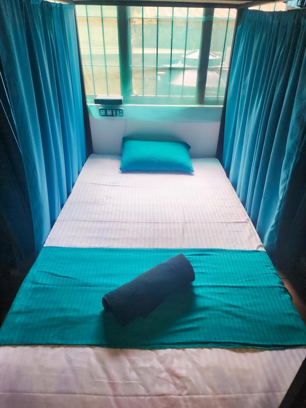 Bed in 6-Bed Female Dormitory Room photo 1