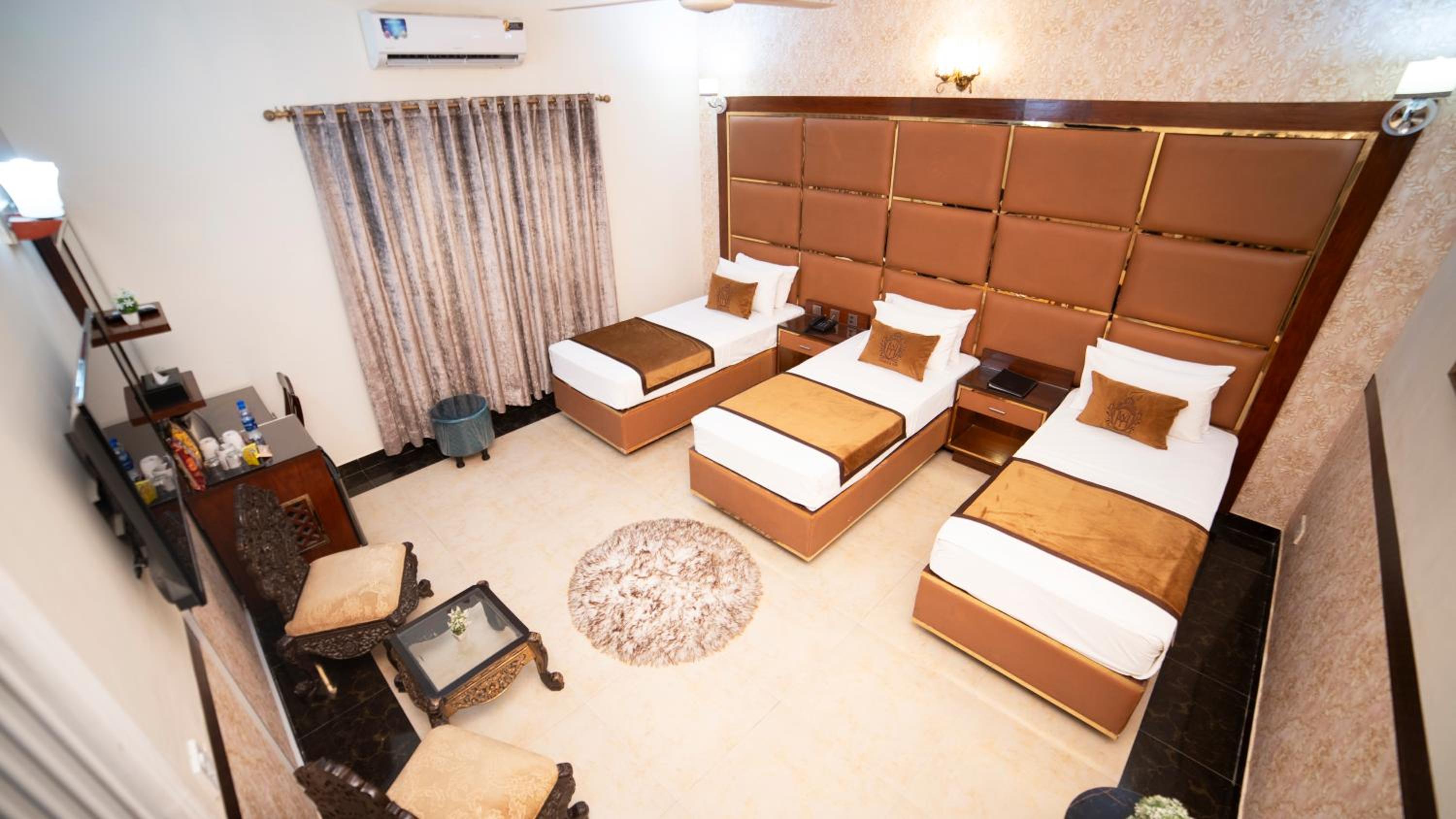 Basic Triple Room