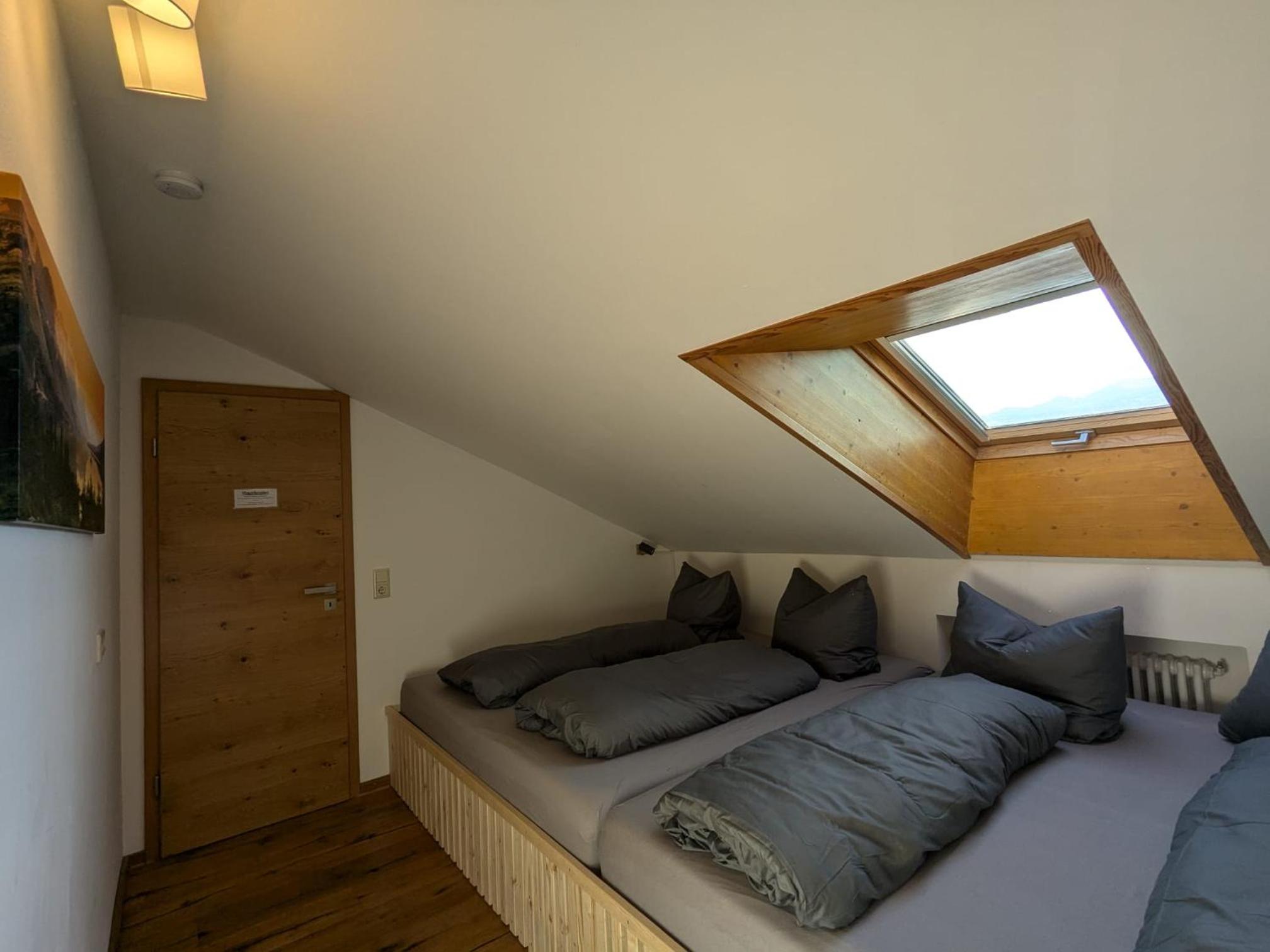 One-Bedroom Apartment with Balcony photo 1