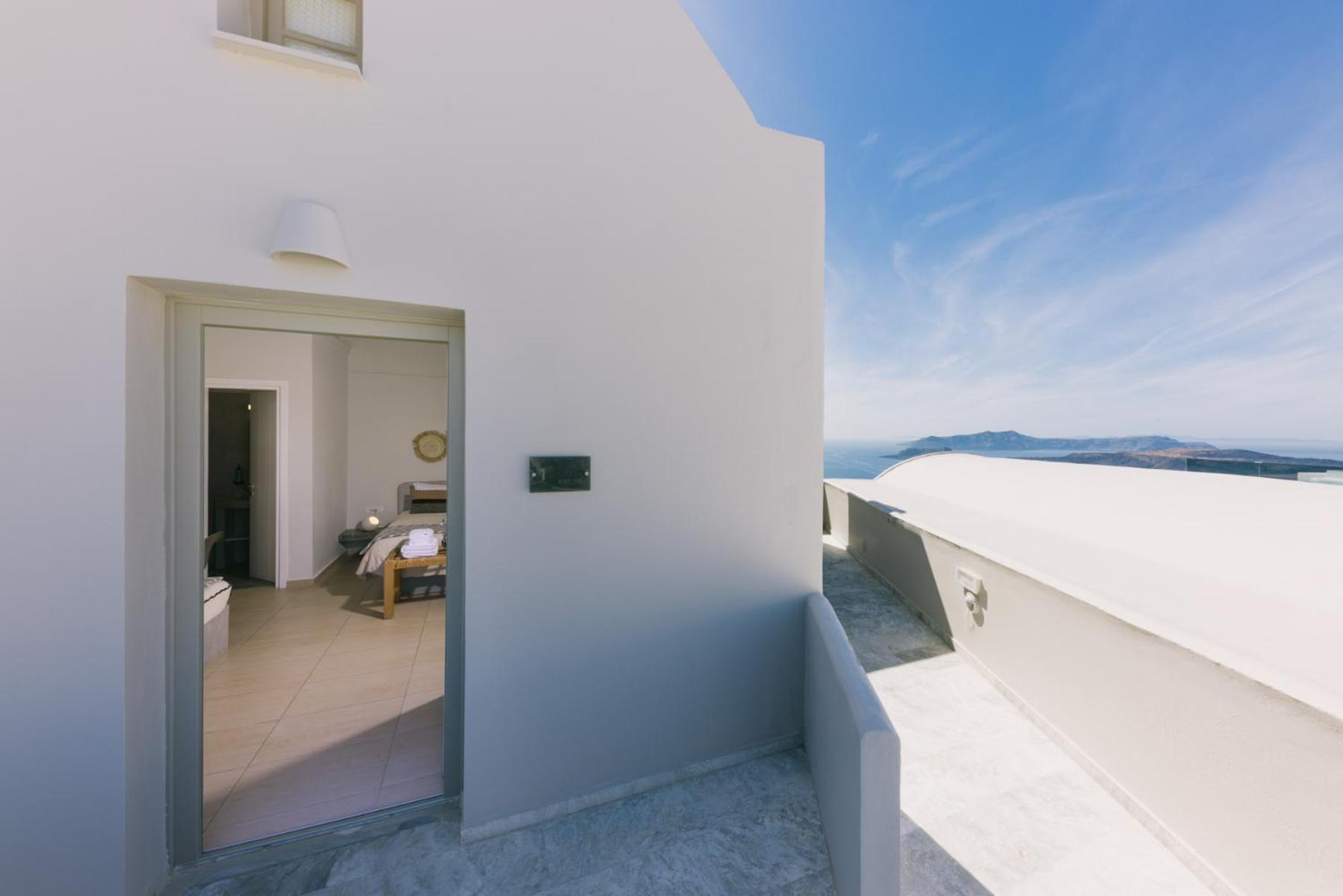 Standard Double Room - Photo 9