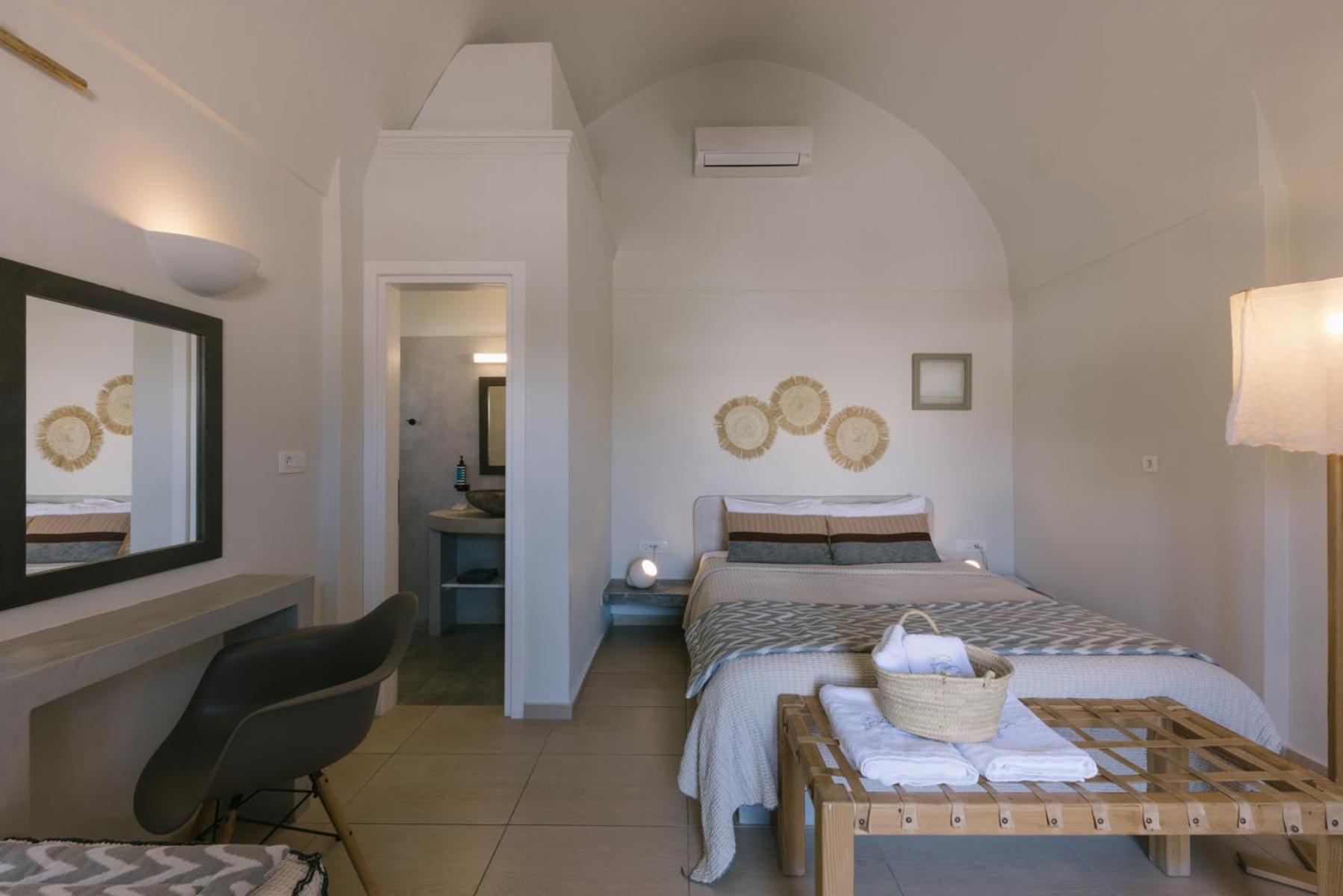 Standard Double Room - Photo 14