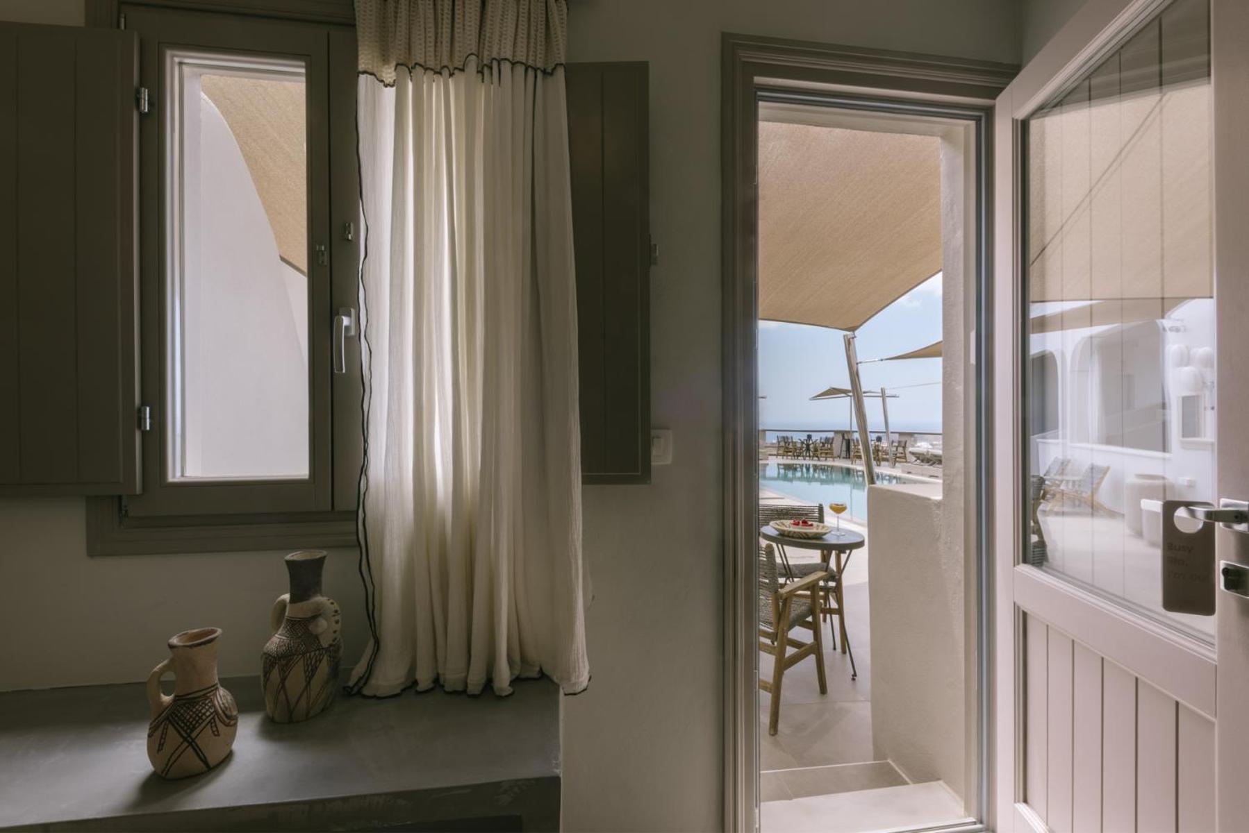 Standard Double Room - Photo 17