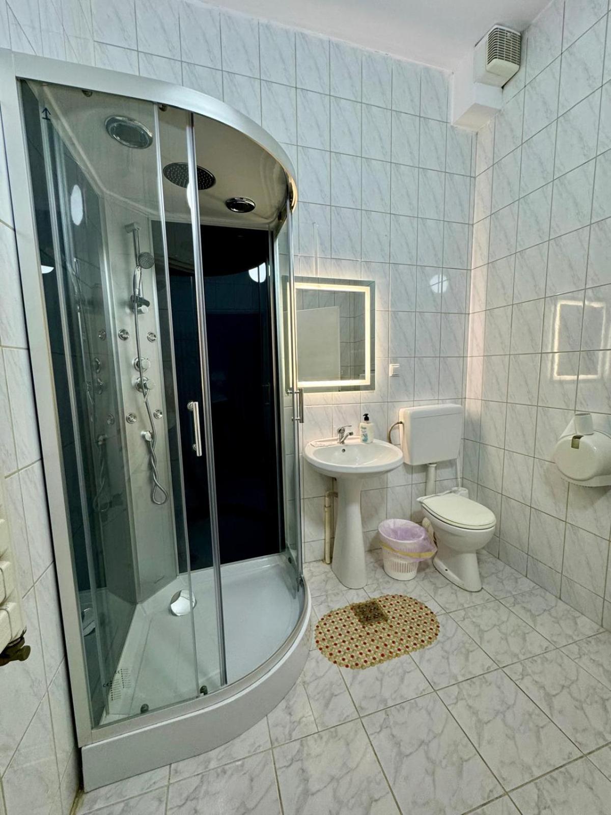 Standard Quadruple Room photo 2