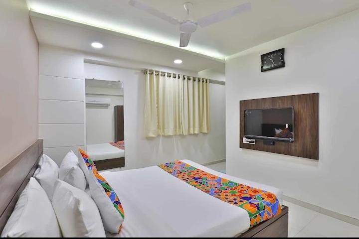 Deluxe Double Room photo 2