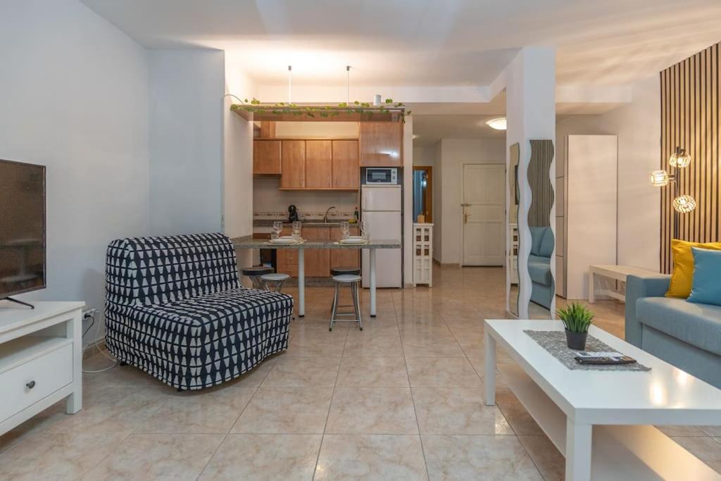 Superior One-Bedroom Apartment