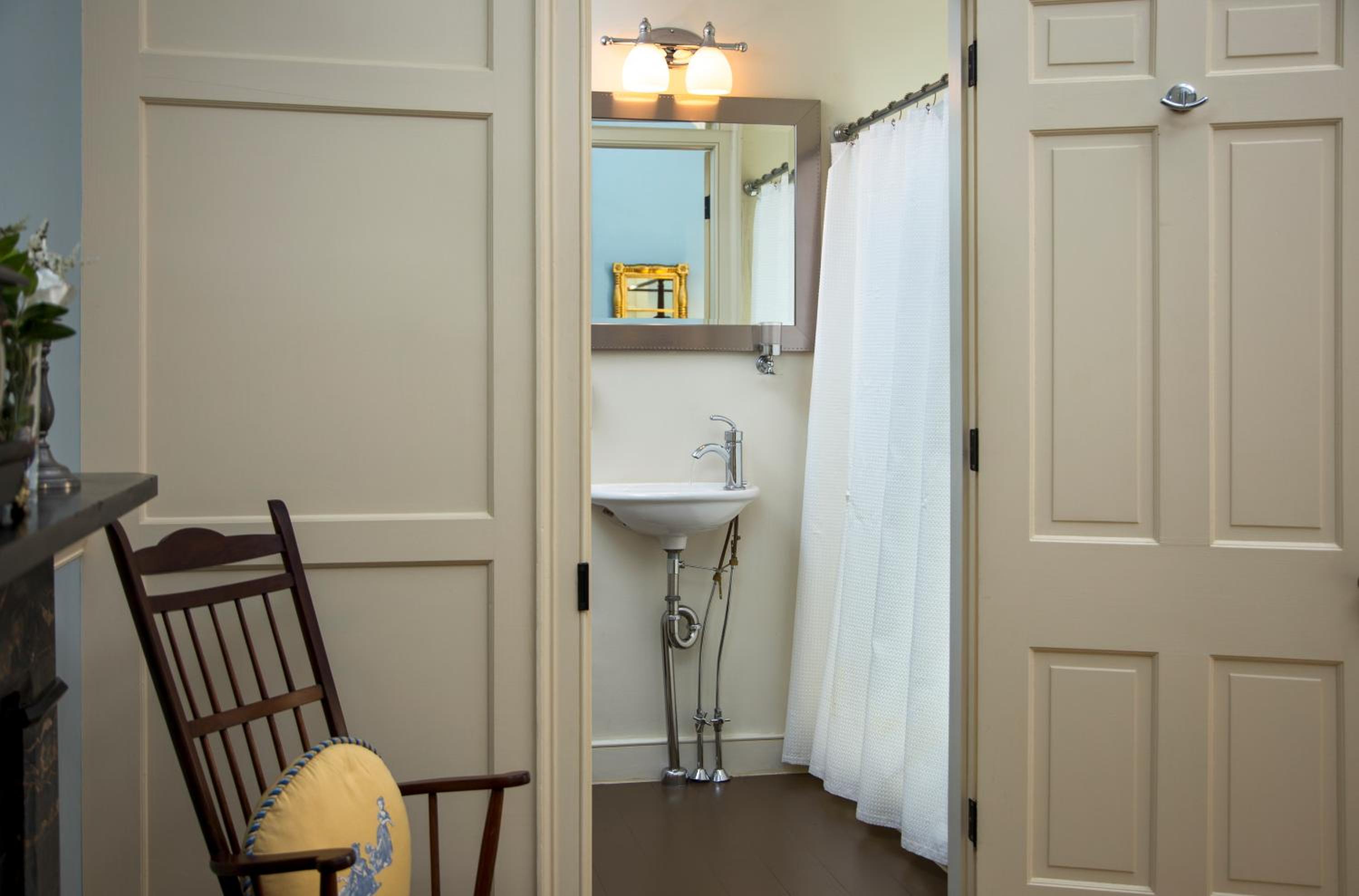 King Suite - Photo 4