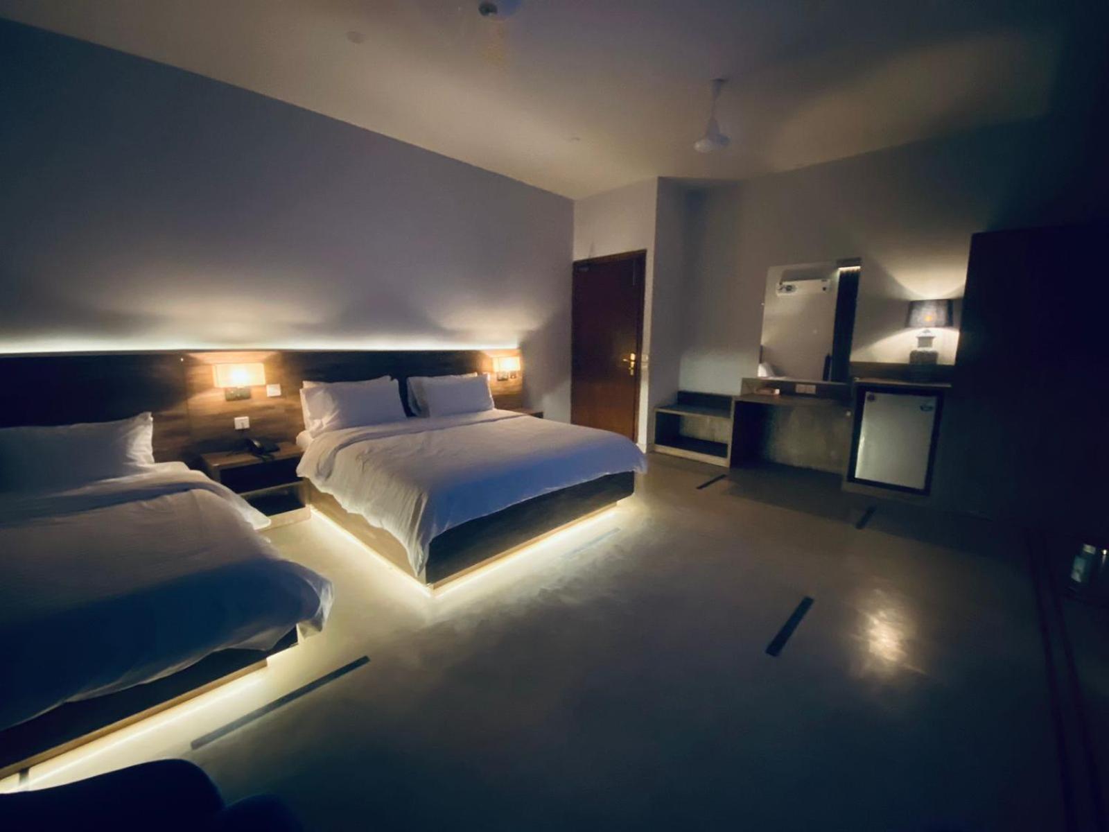 Deluxe Triple Room photo 2