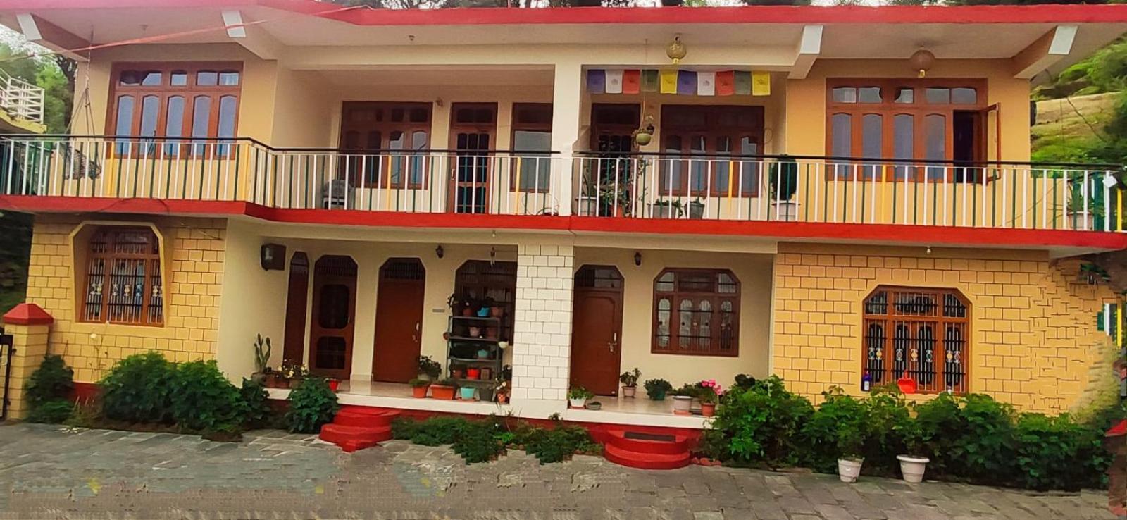 Apartment with Balcony photo 1