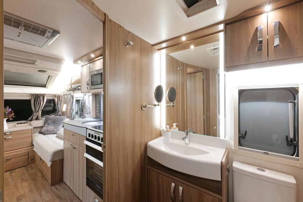Caravan - Photo 5