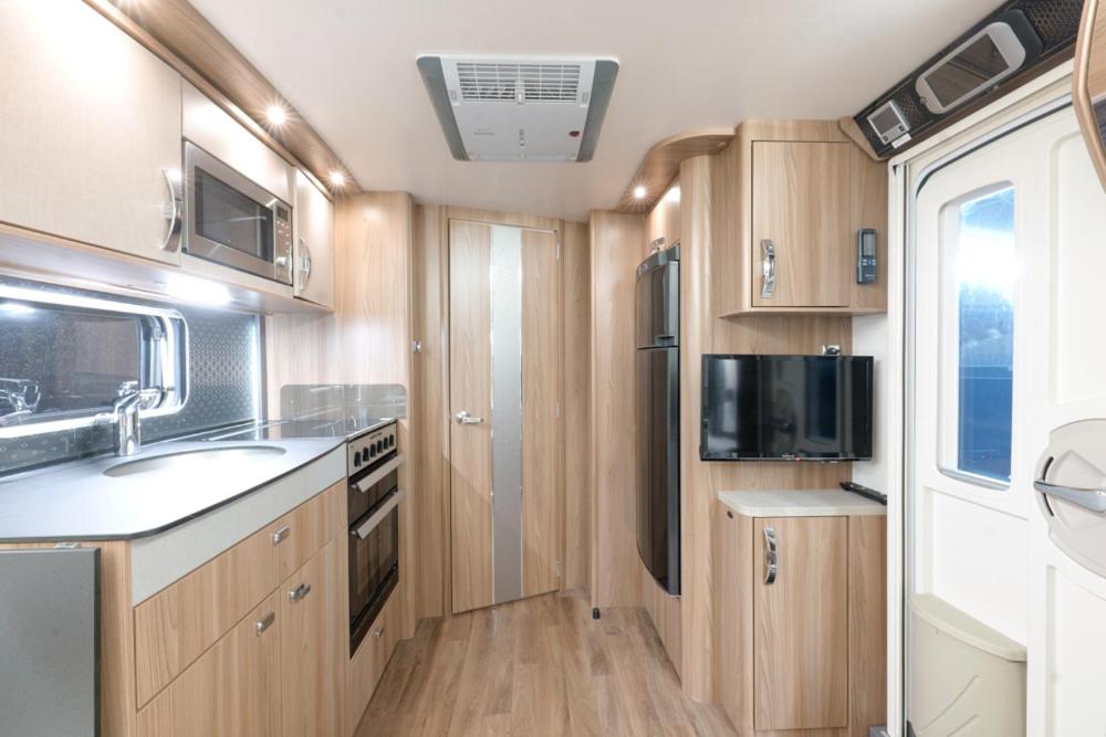 Caravan - Photo 6