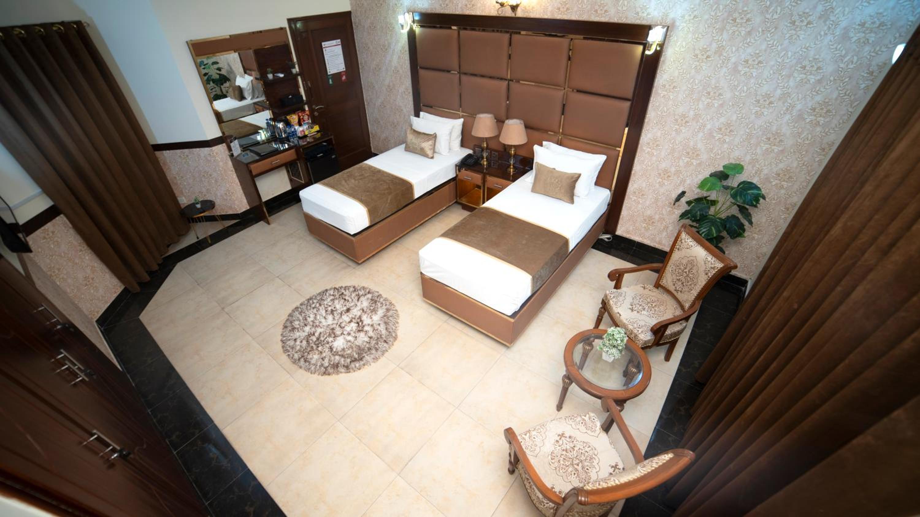 Deluxe Twin Room