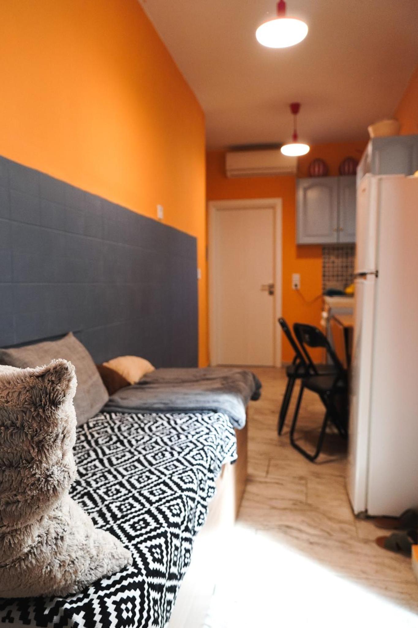 One-Bedroom House photo 3