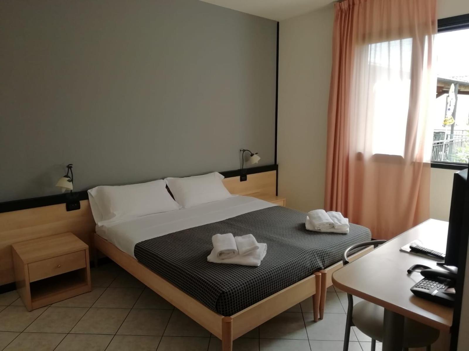 Double or Twin Room with Garden View