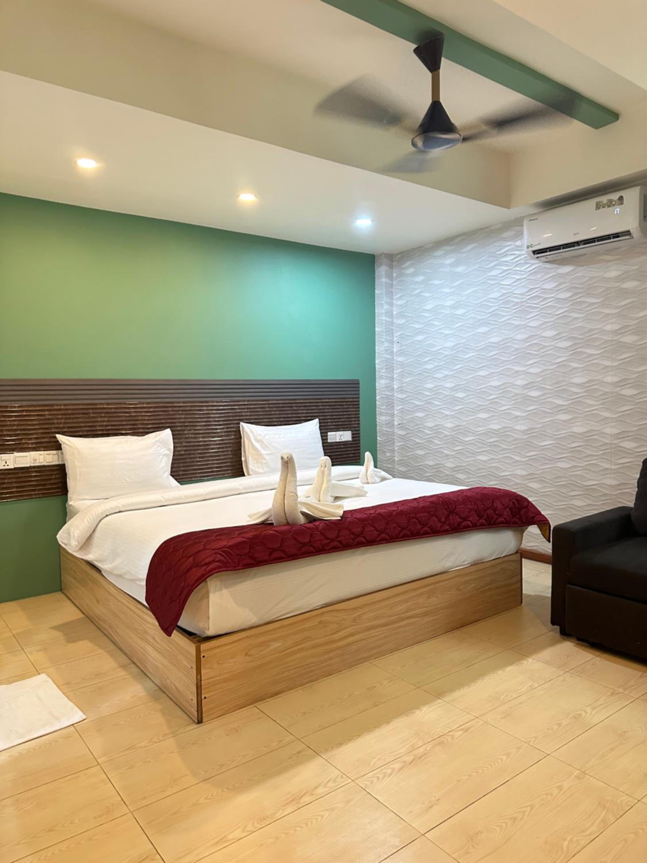 Deluxe Family Suite photo 1