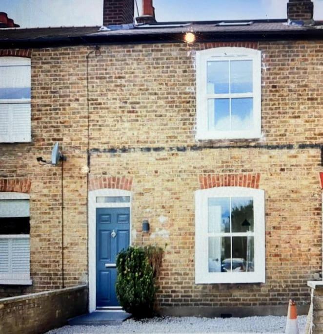 Three-Bedroom House photo 2