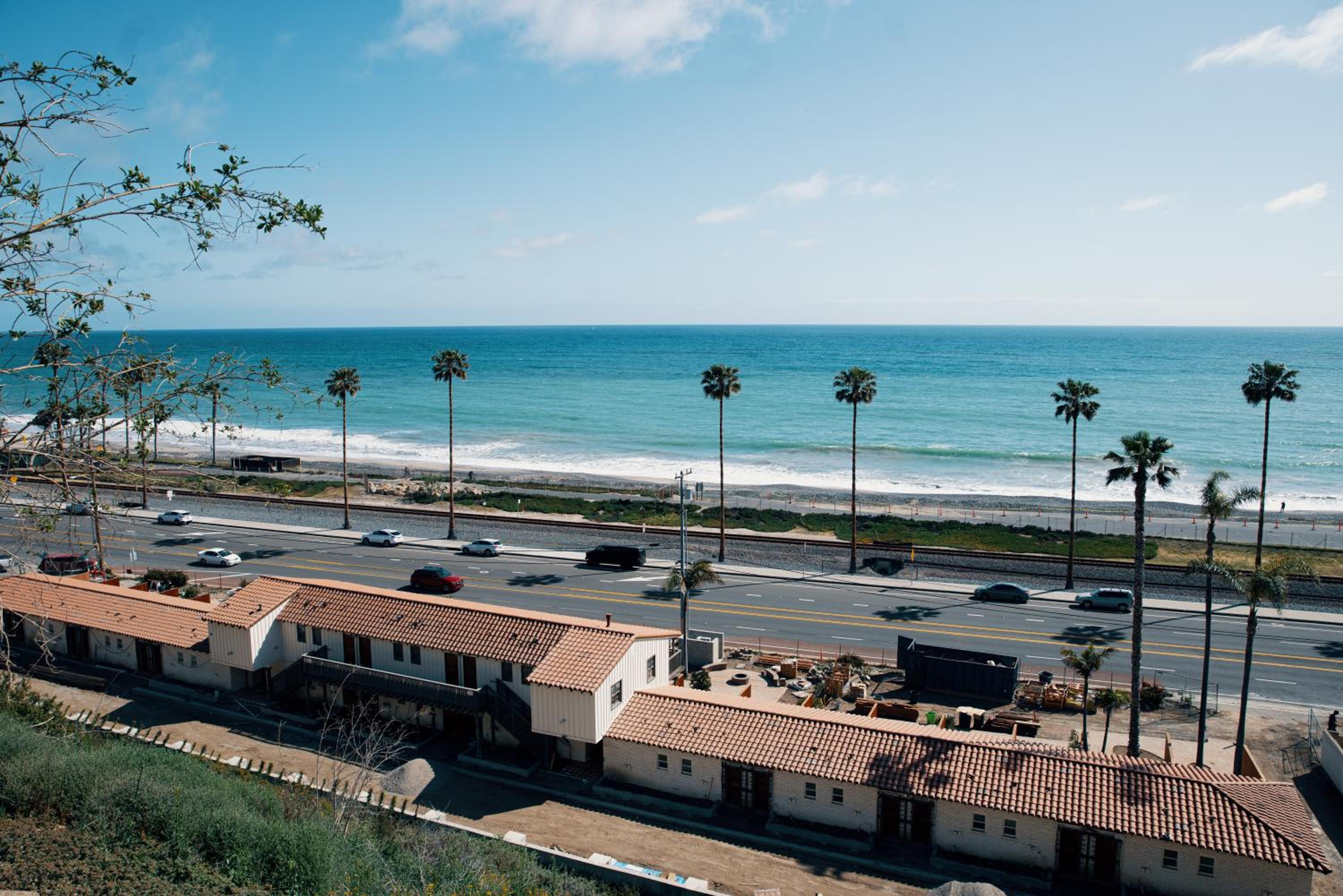 King Room - Disability Access - Sea View