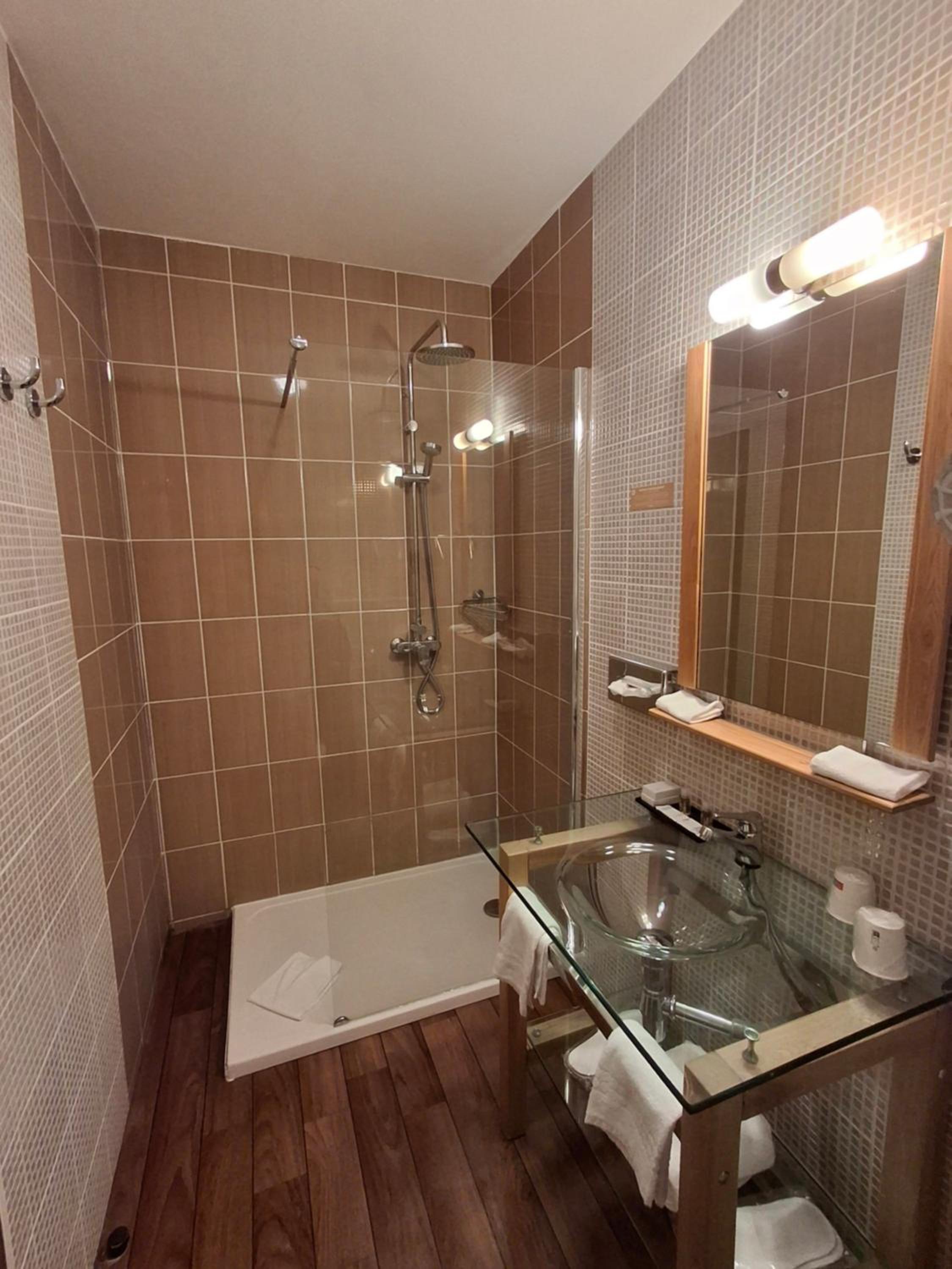 Superior Double Room - Photo 3