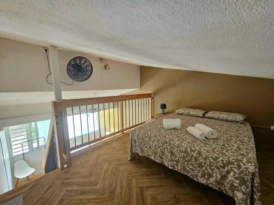Two-Bedroom Apartment photo 3