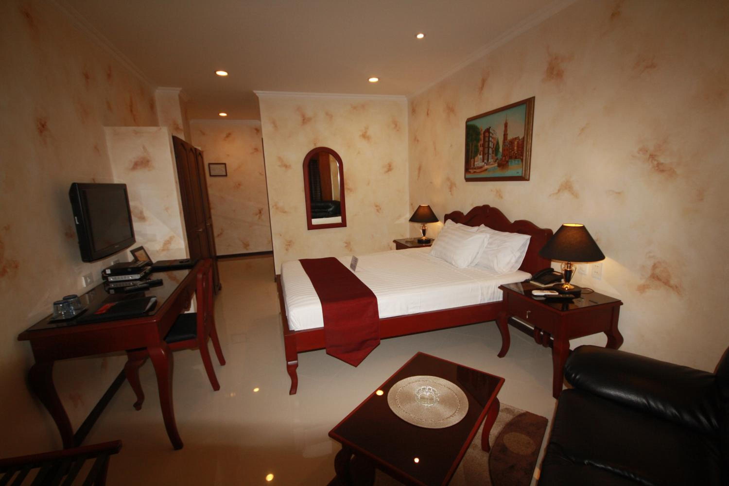 Economy Deluxe Room photo 3