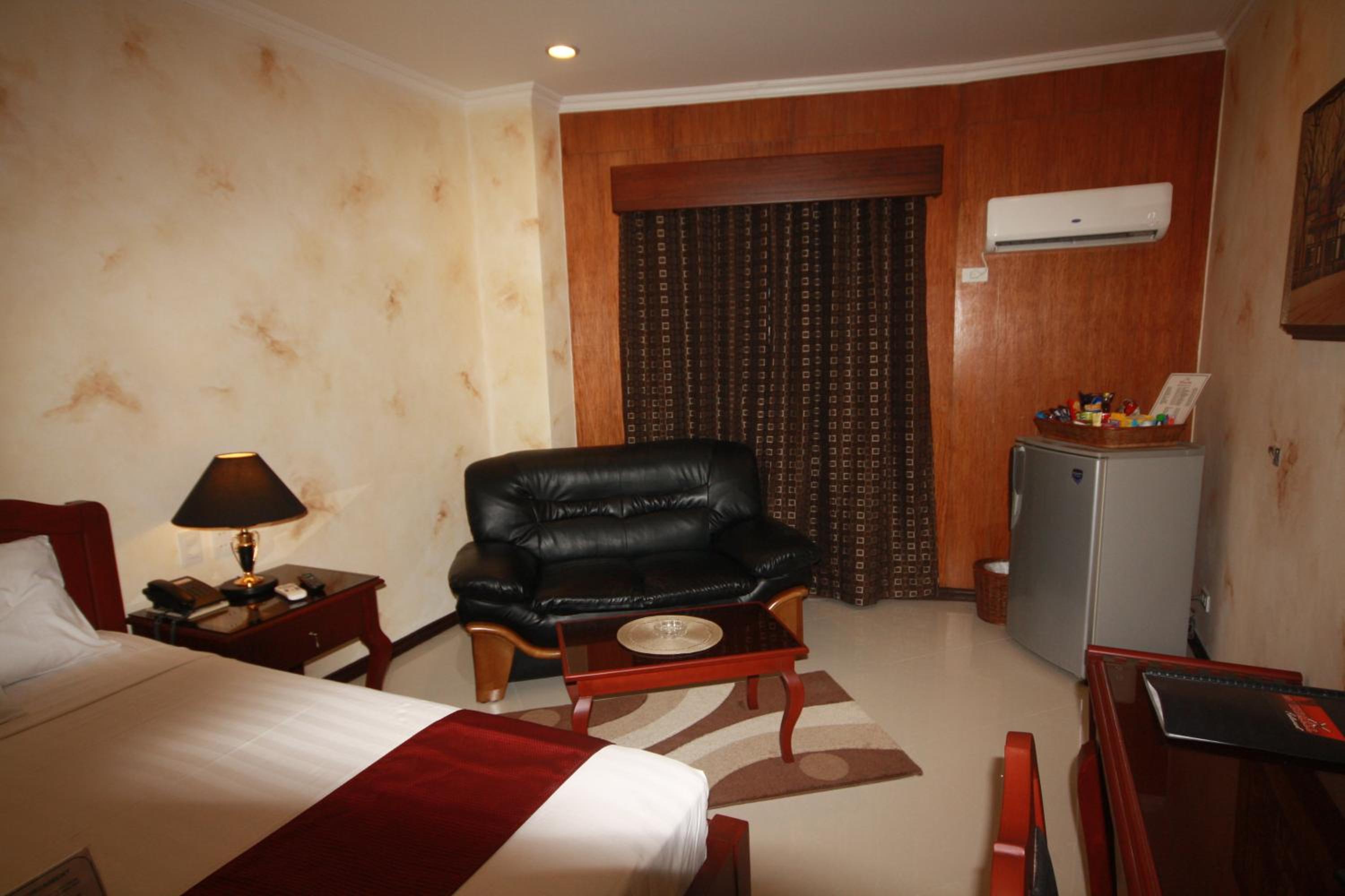 Economy Deluxe Room photo 2