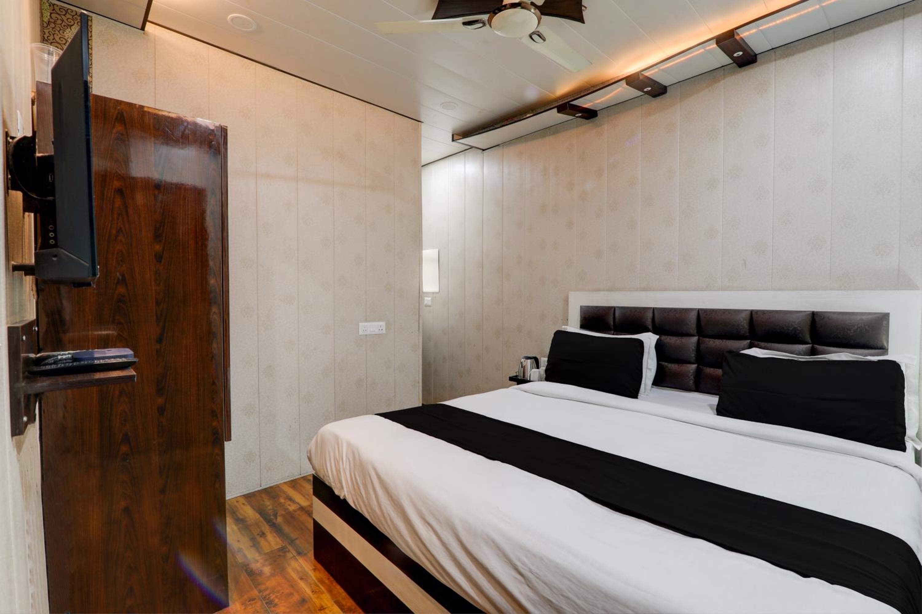 Classic Triple Room