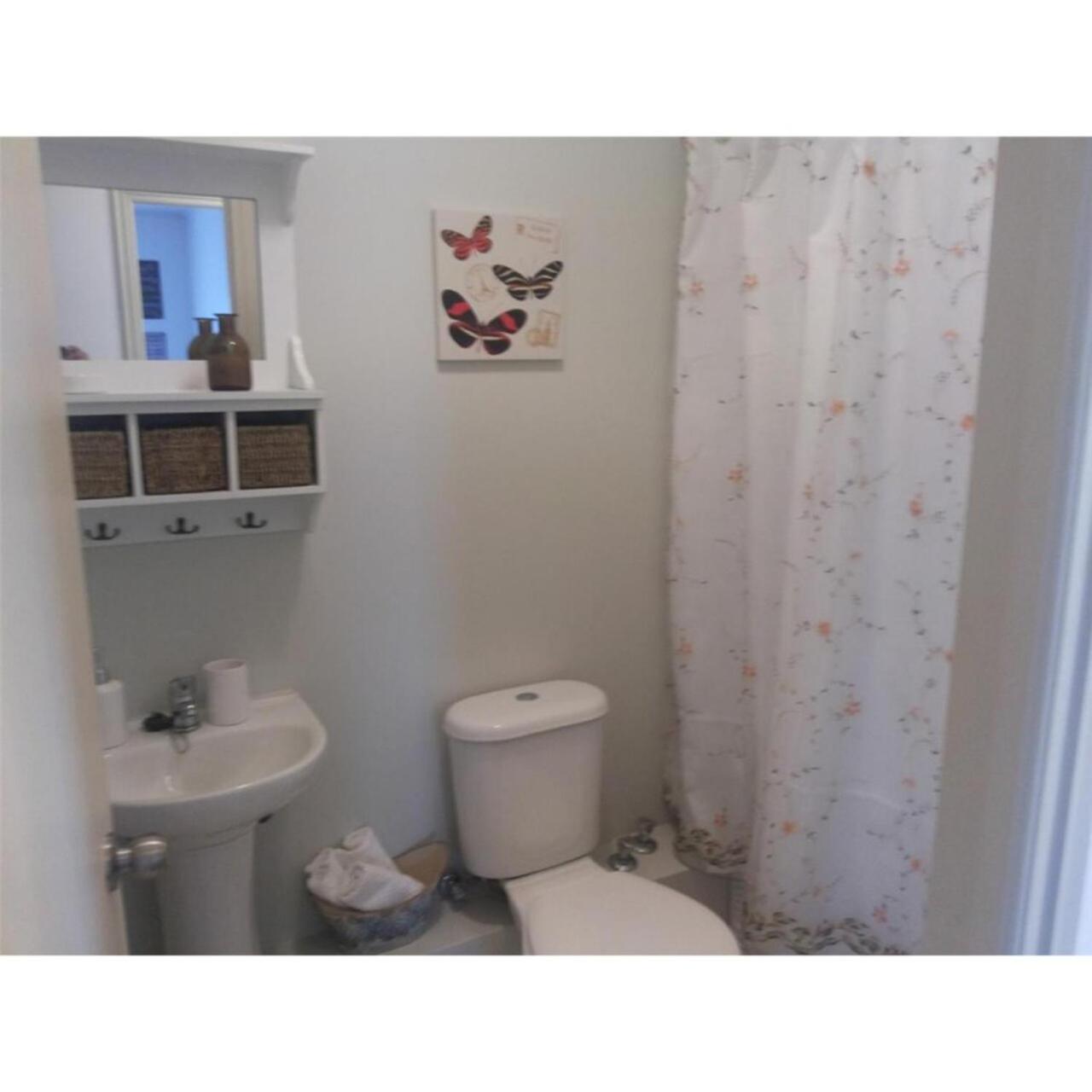 Two-Bedroom Apartment photo 2