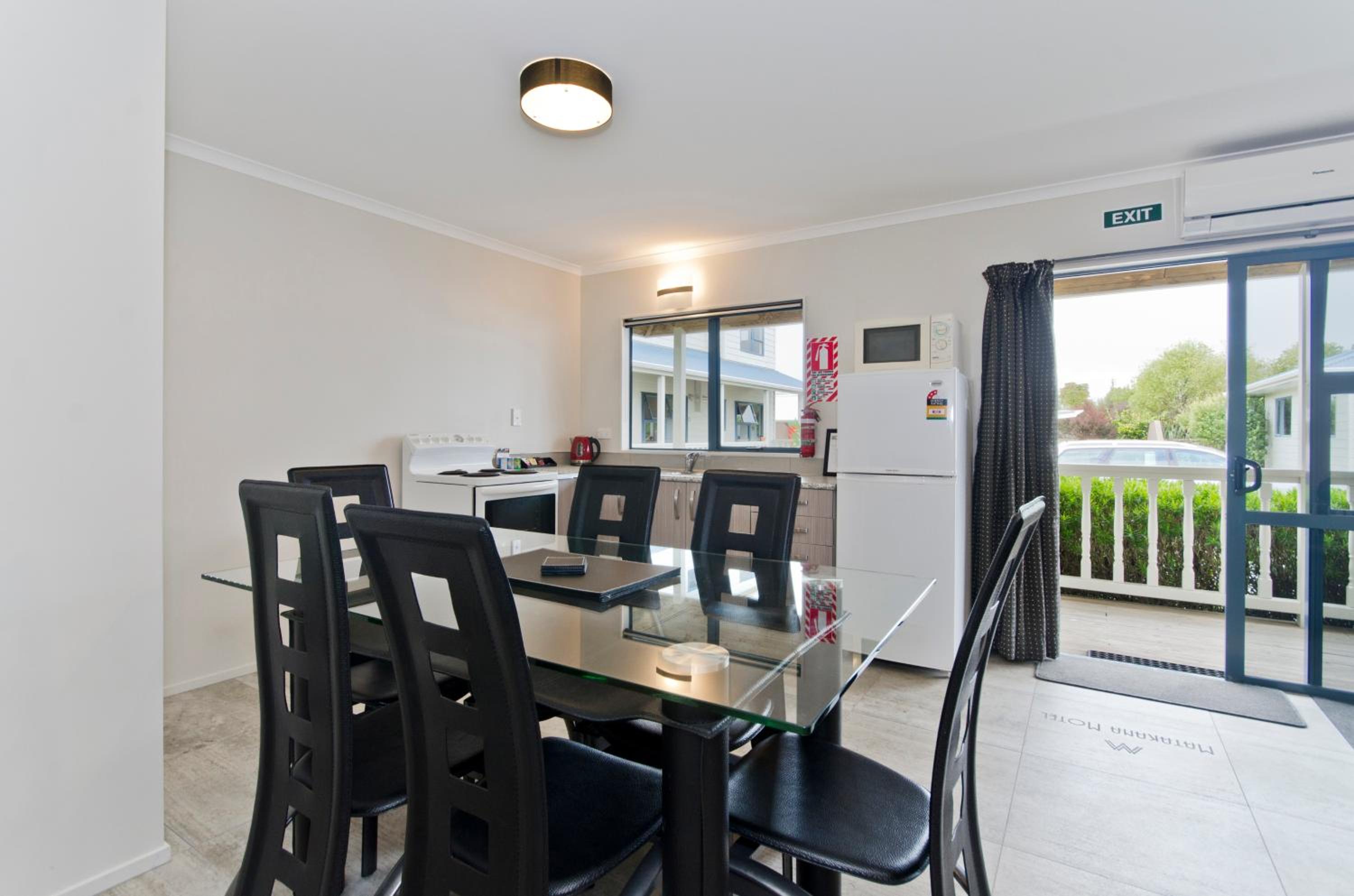 Ground Floor 2Bed unit 3Beds P photo 3