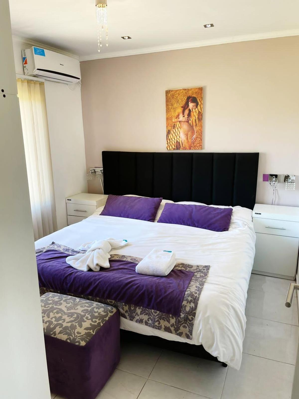 One-Bedroom Apartment With Spa Bath photo 1