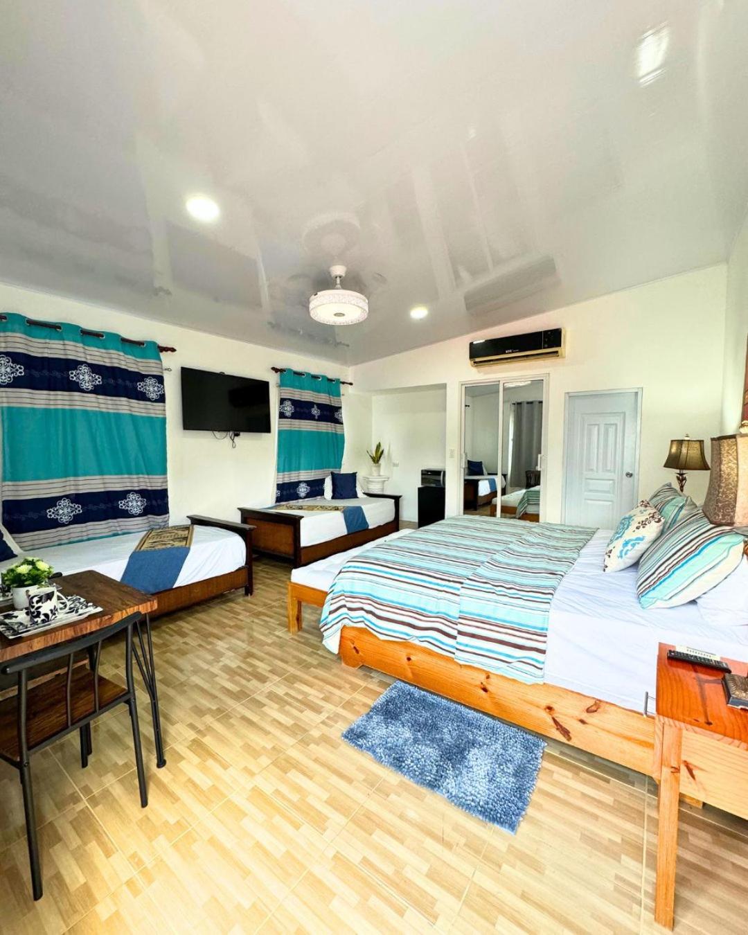 Luxury Quadruple Room photo 1