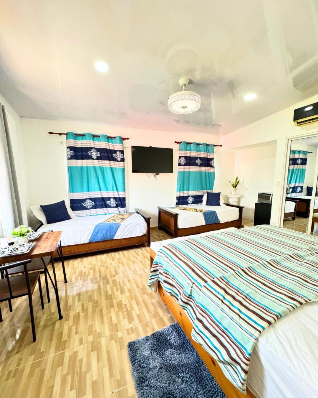 Luxury Quadruple Room photo 2